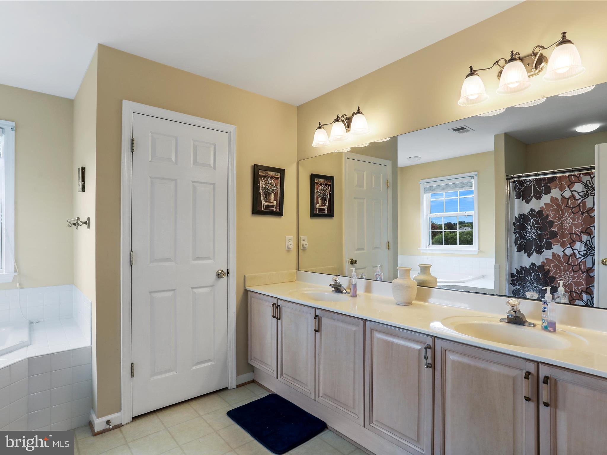 GAP VIEW VILLAGE - Residential
