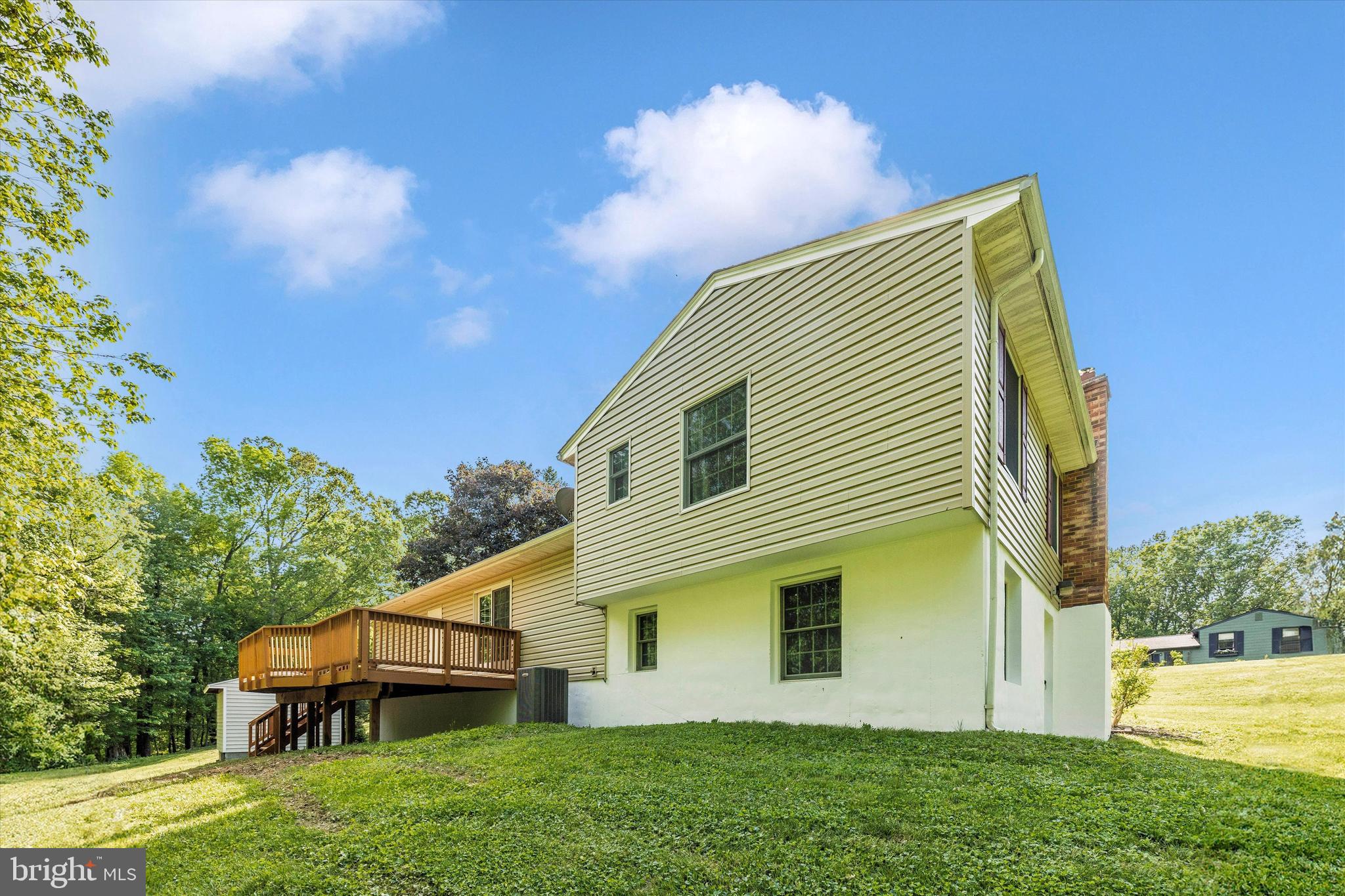 SUNNYBROOK FARMS - Residential