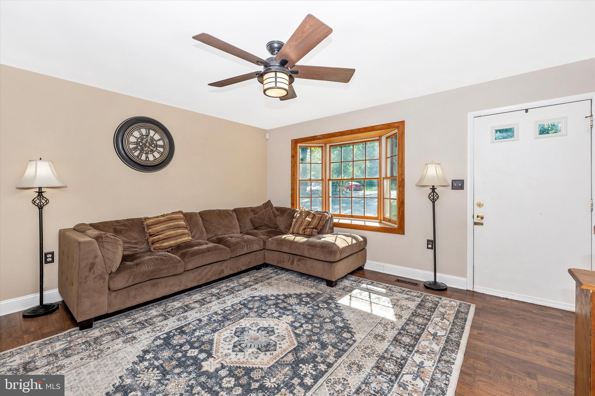 SUNNYBROOK FARMS - Residential