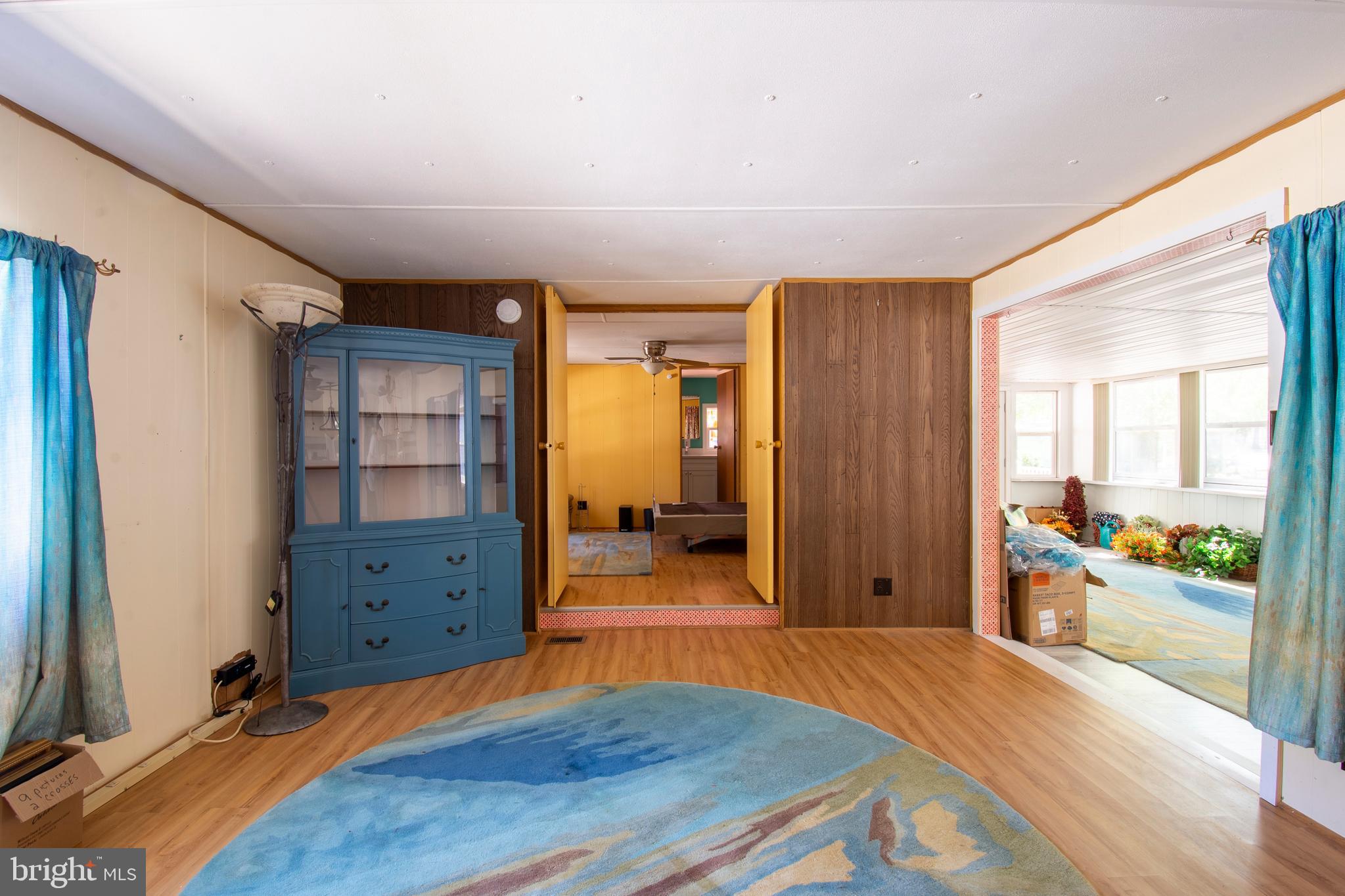 WEST BAY PARK - Residential