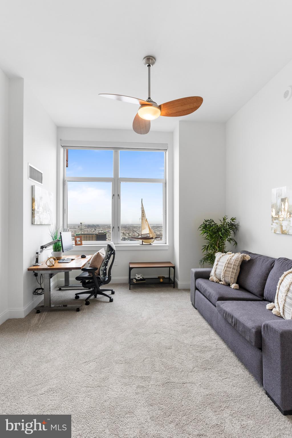 AVENUE OF THE ARTS - Residential