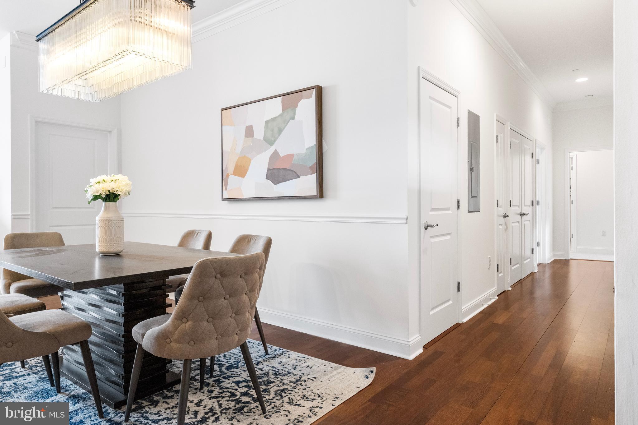 AVENUE OF THE ARTS - Residential