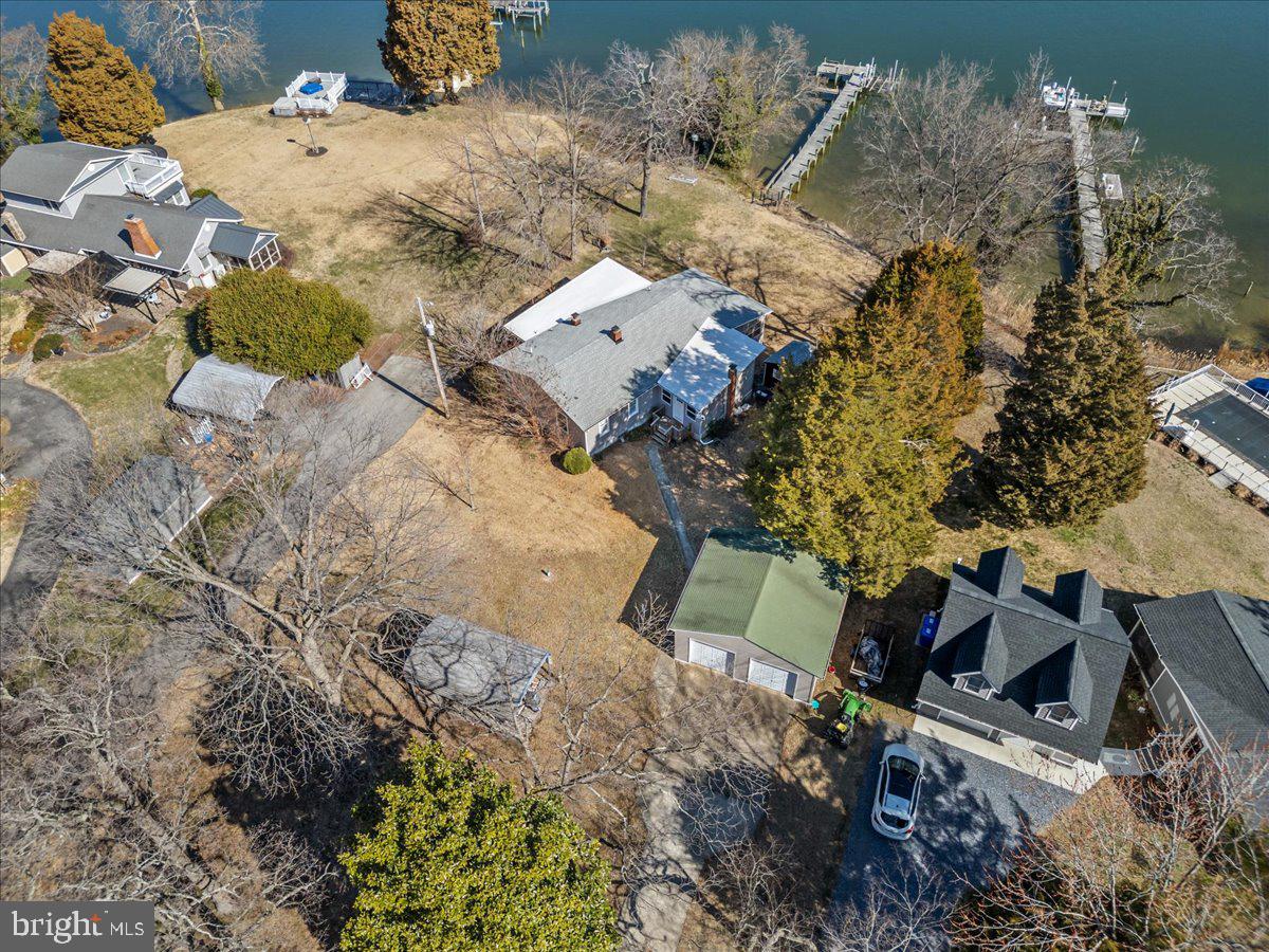 COBB ISLAND - Residential
