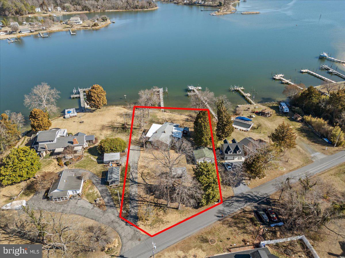 COBB ISLAND - Residential