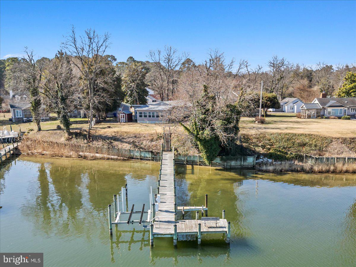 COBB ISLAND - Residential