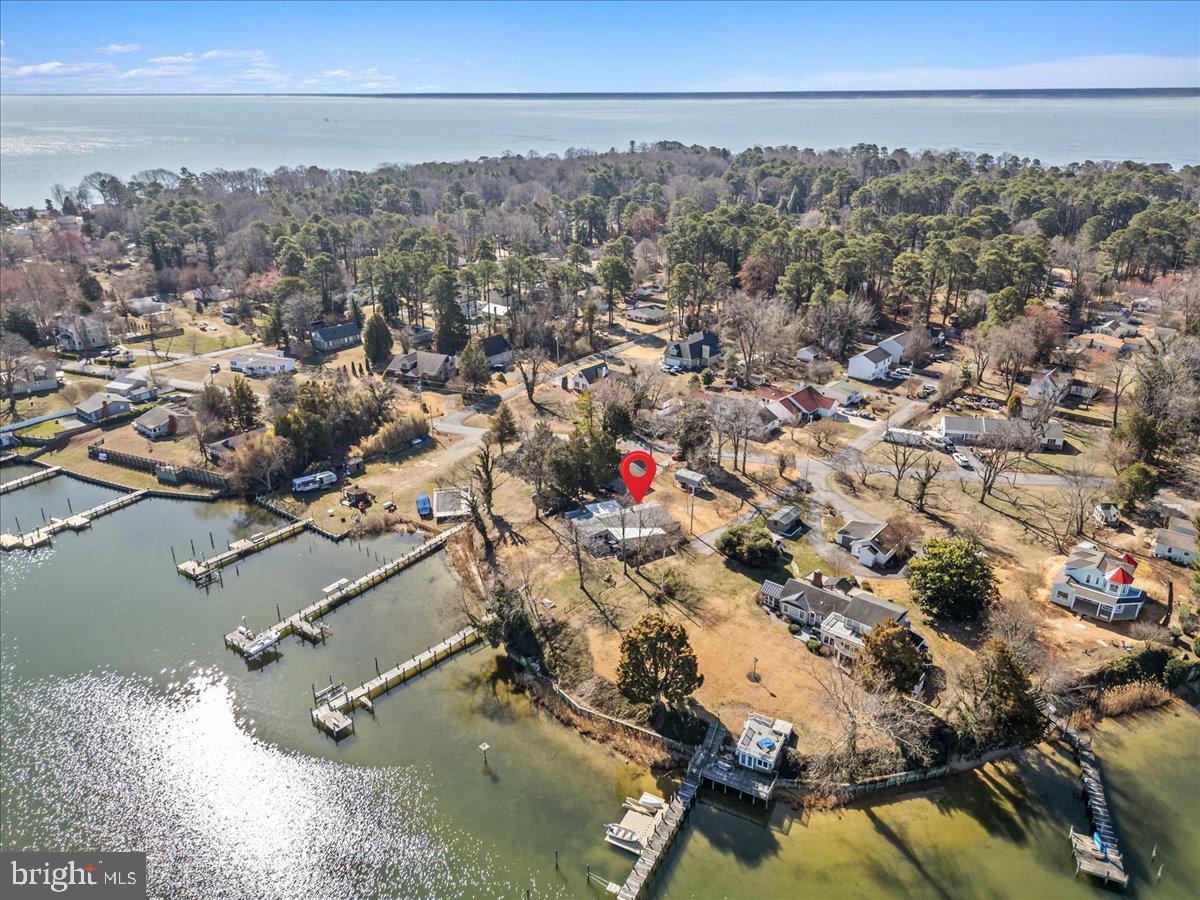 COBB ISLAND - Residential