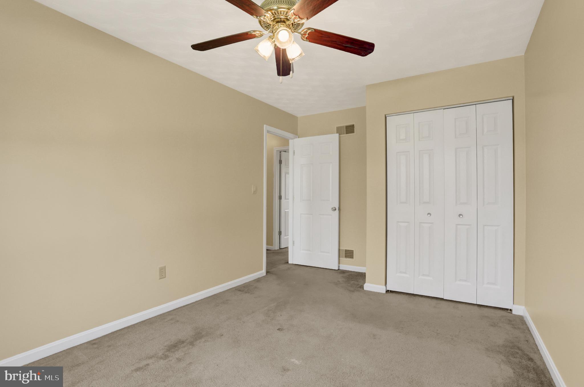 HALL ESTATES - Residential
