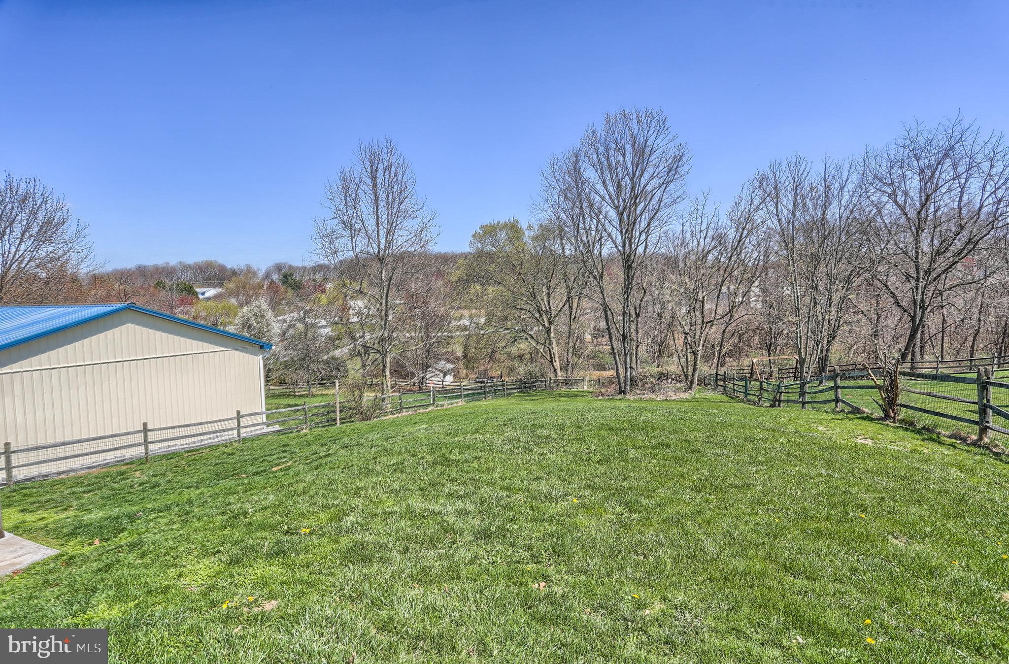 HALL ESTATES - Residential