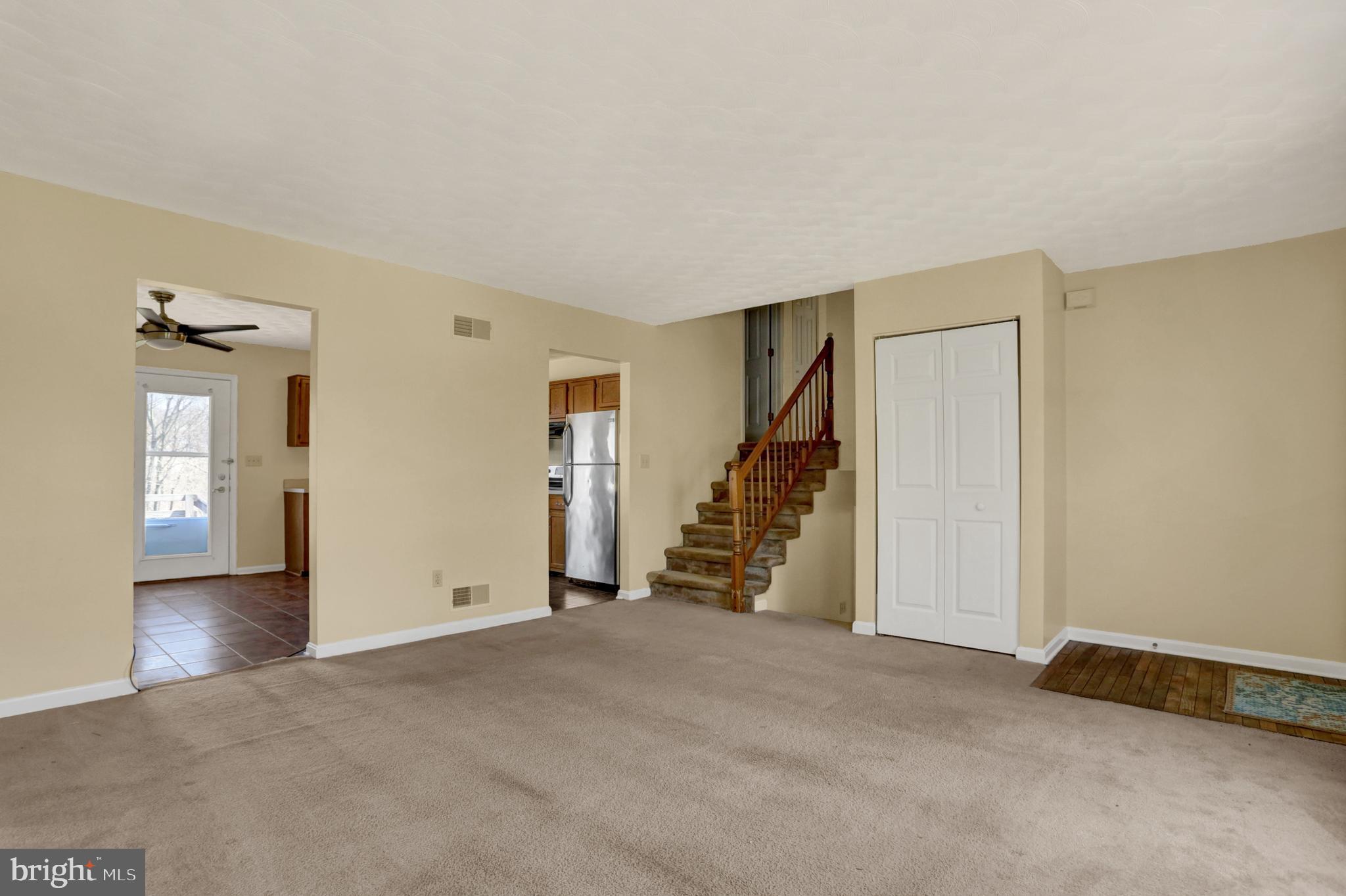 HALL ESTATES - Residential