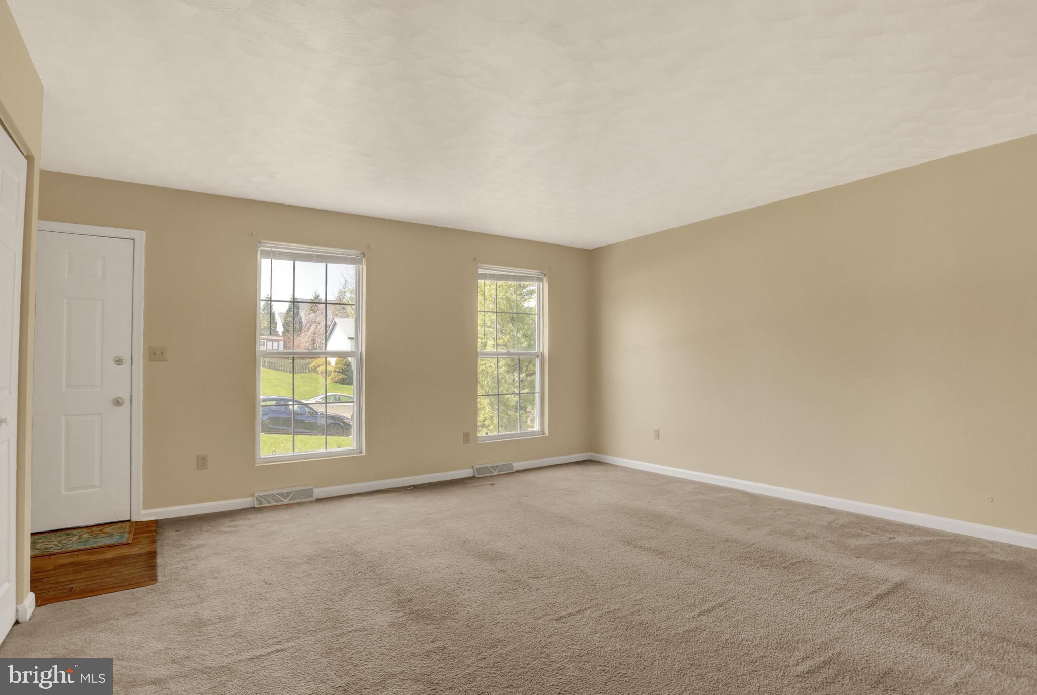 HALL ESTATES - Residential