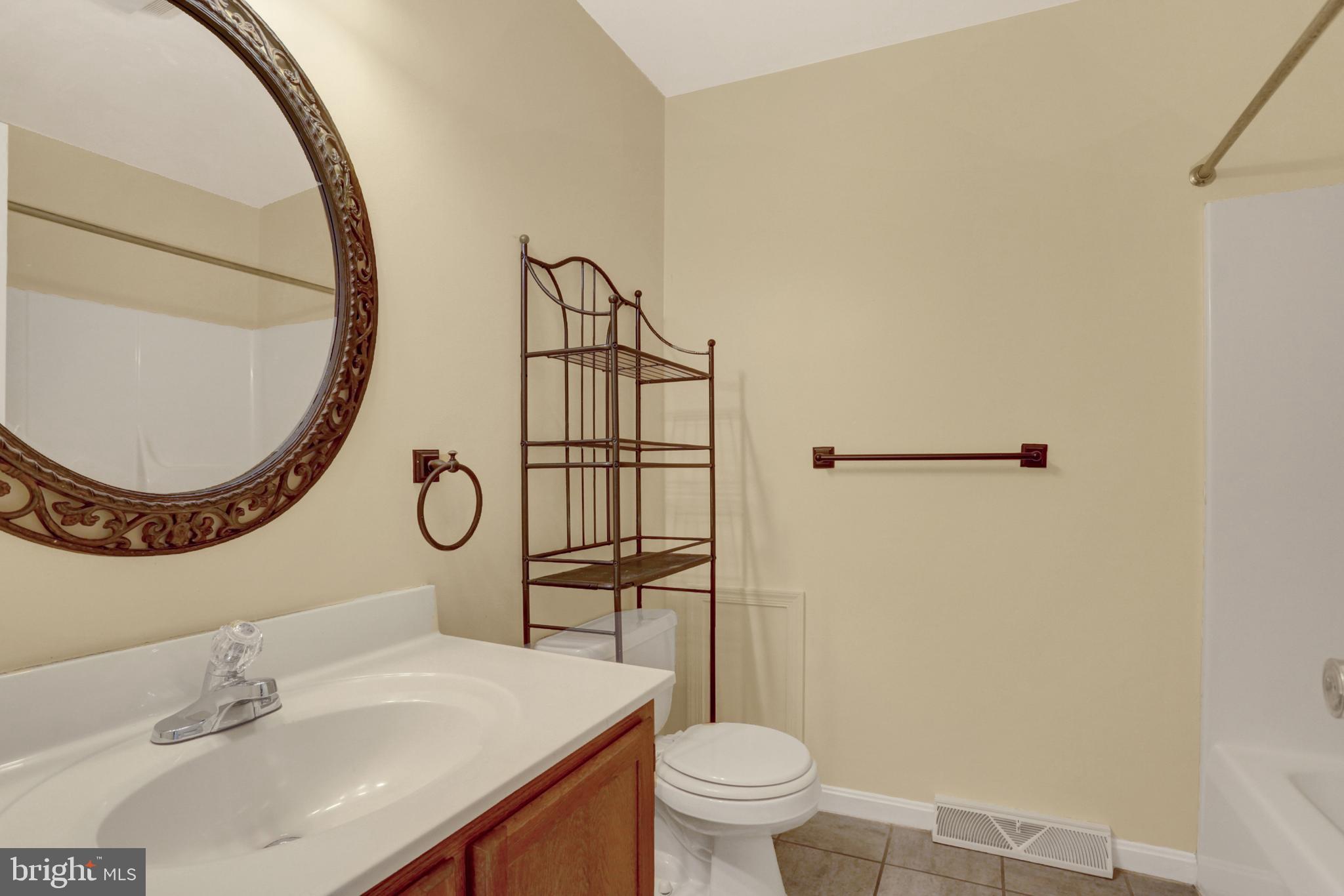HALL ESTATES - Residential