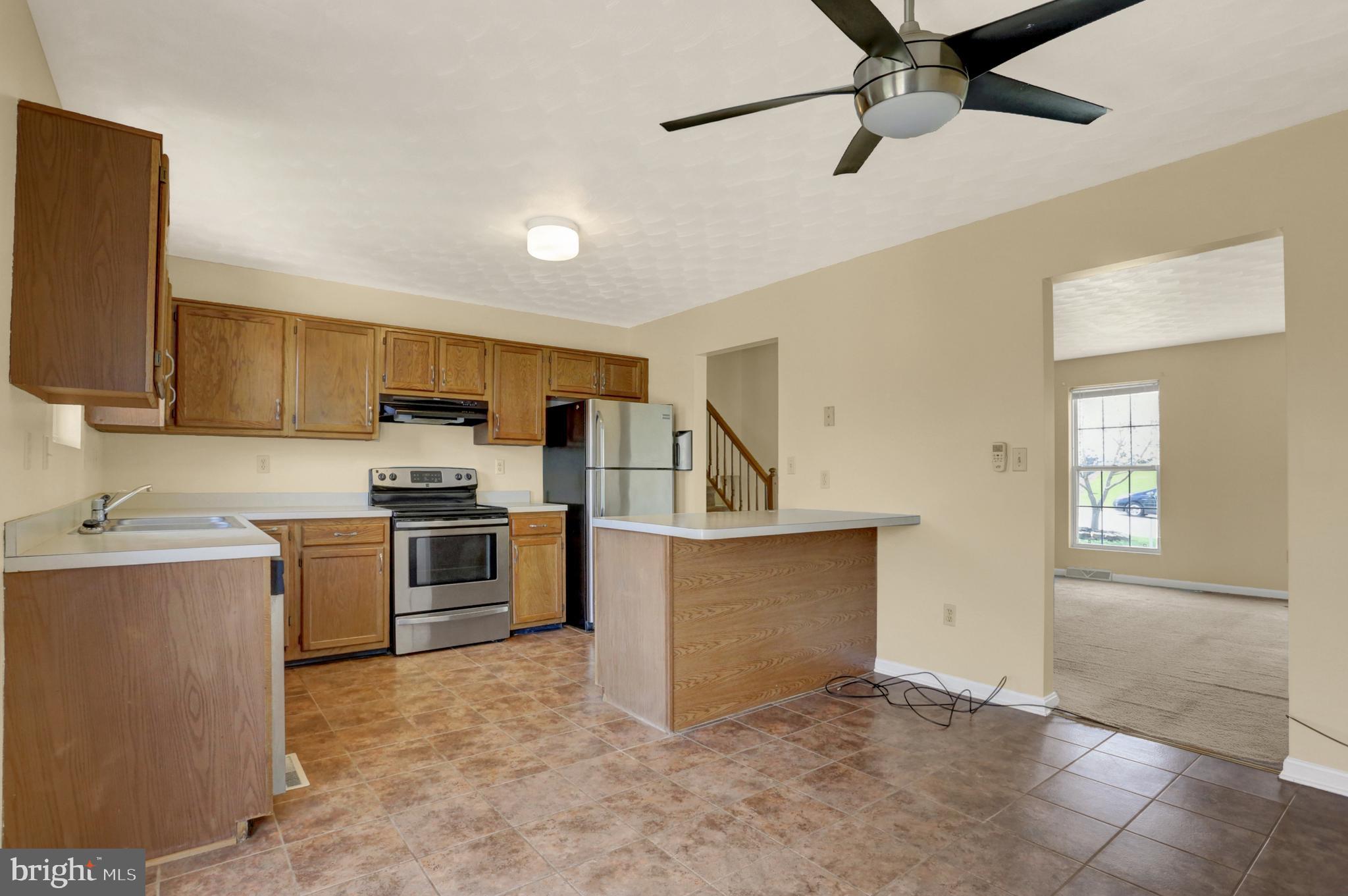 HALL ESTATES - Residential
