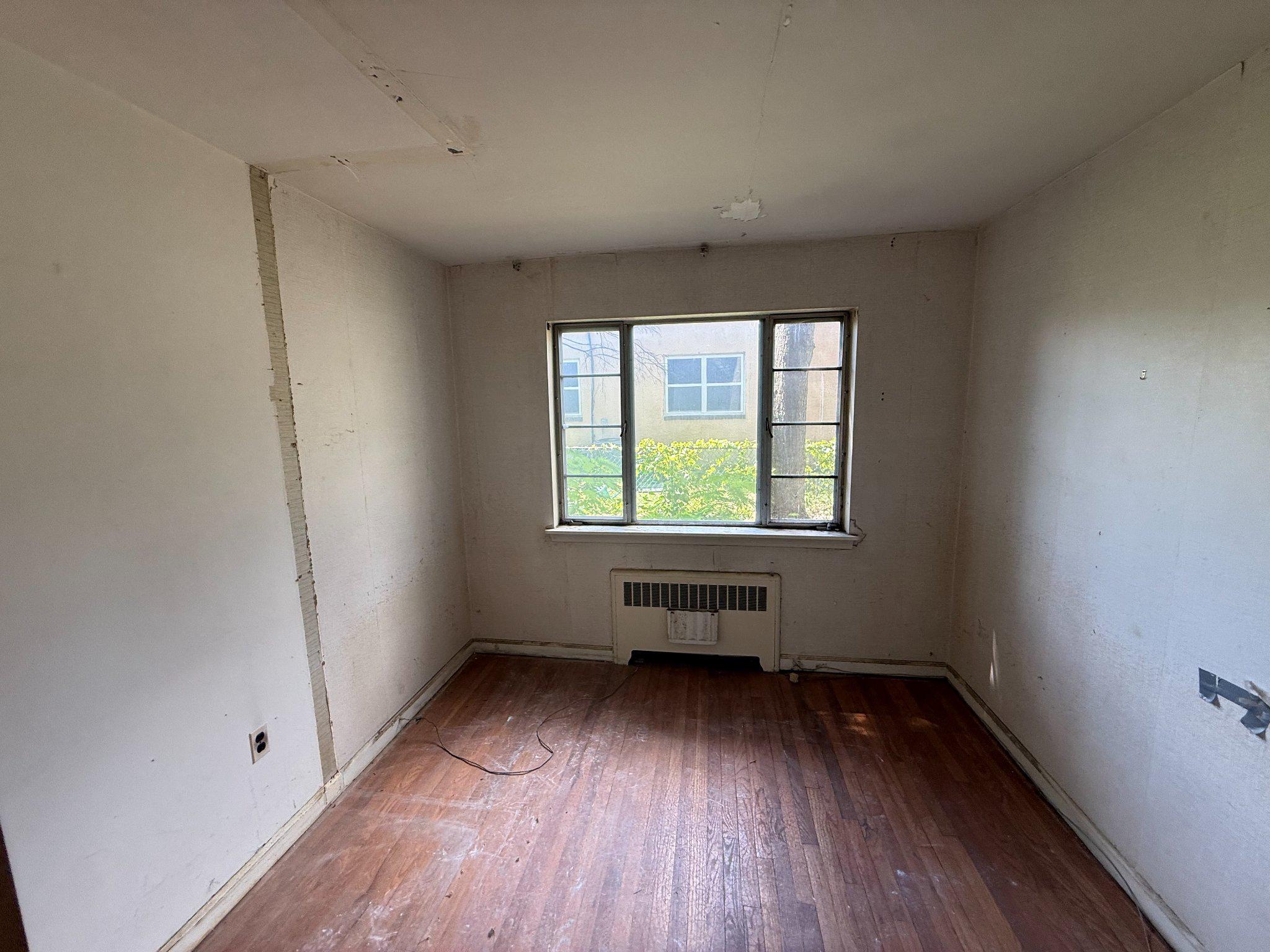FOX CHASE - Residential
