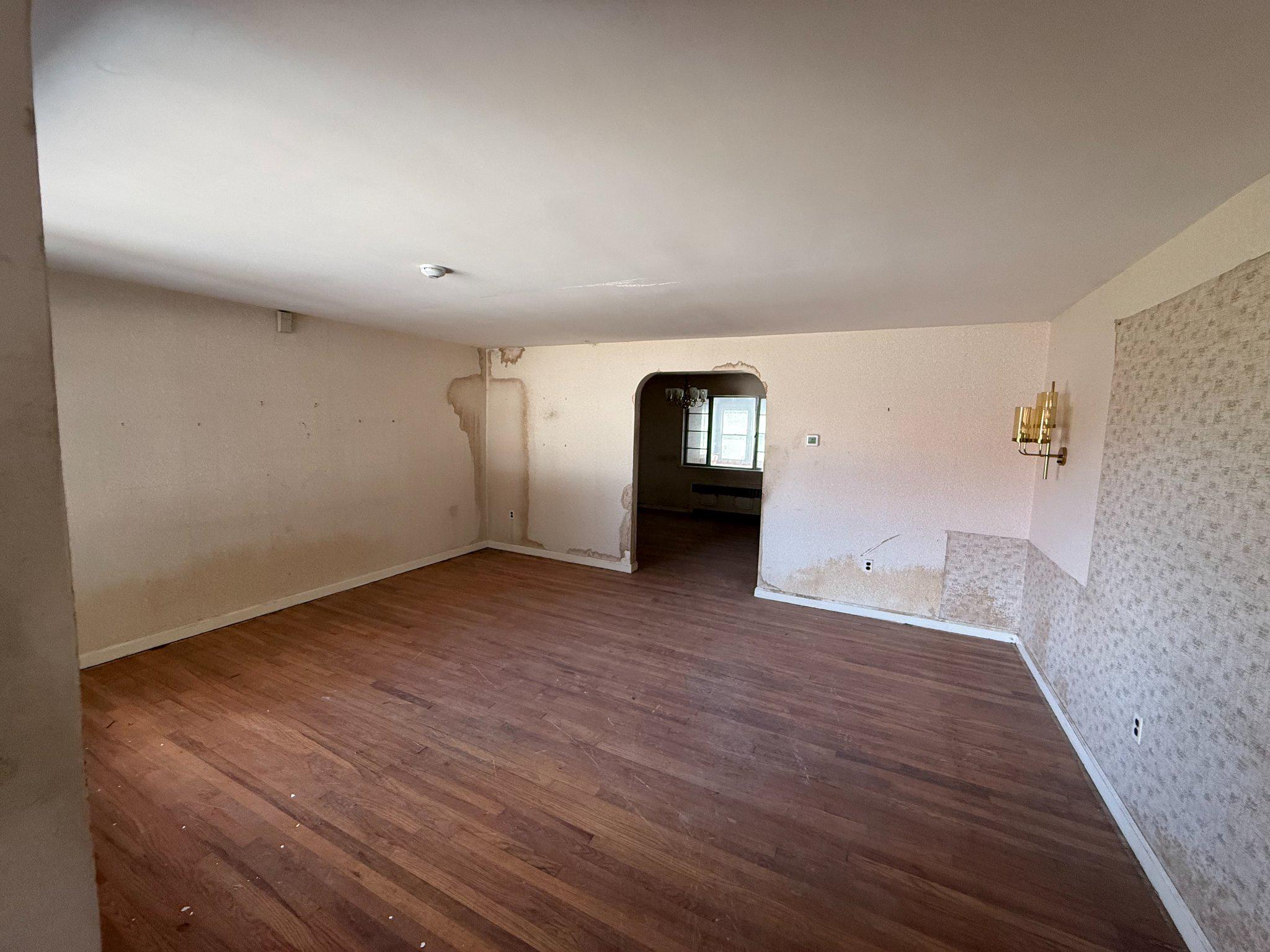 FOX CHASE - Residential