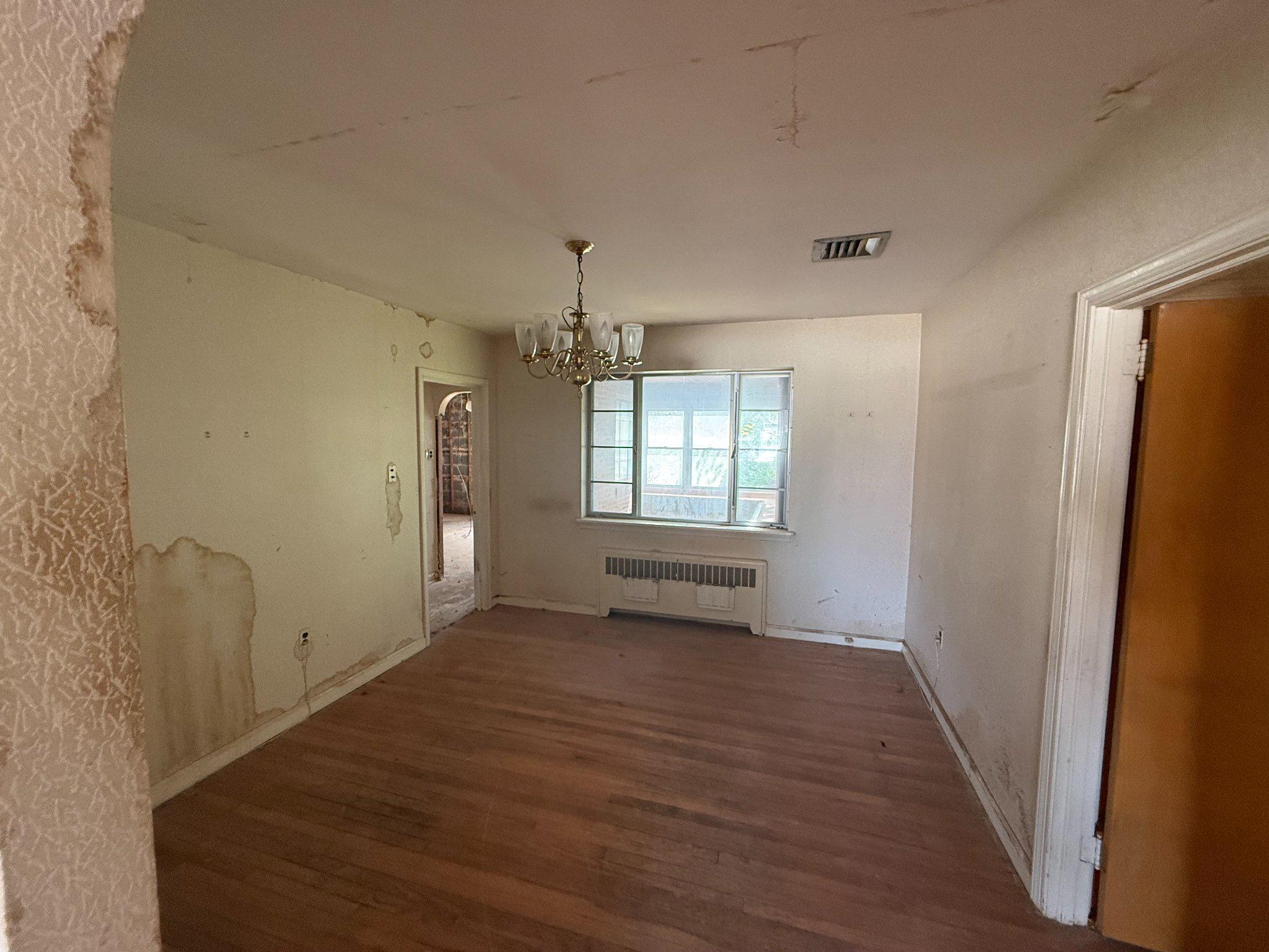 FOX CHASE - Residential