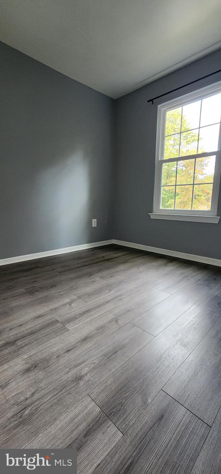 LAKEVIEW - Residential