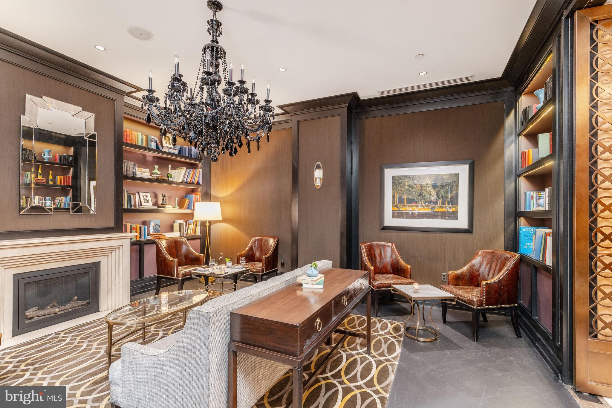 RITTENHOUSE SQUARE - Residential