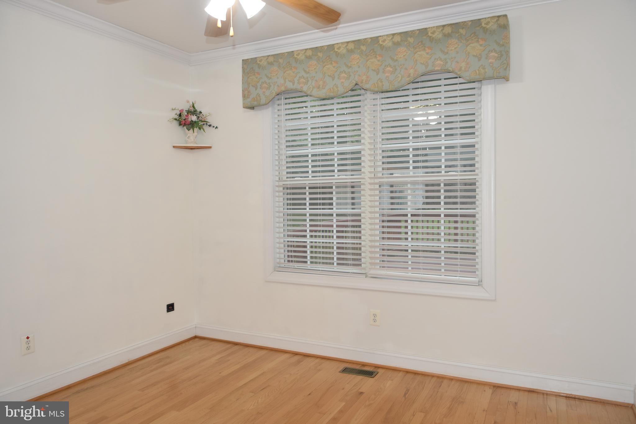 LEWIS PARK - Residential