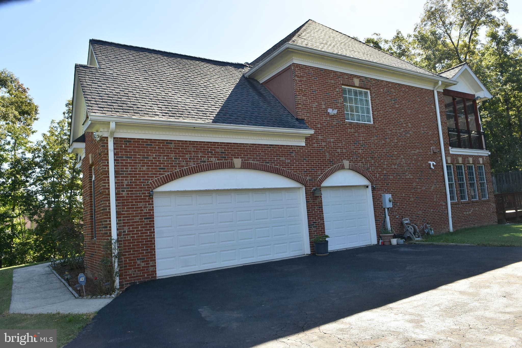 LEWIS PARK - Residential