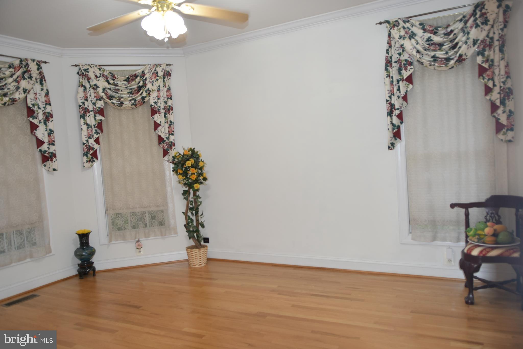 LEWIS PARK - Residential
