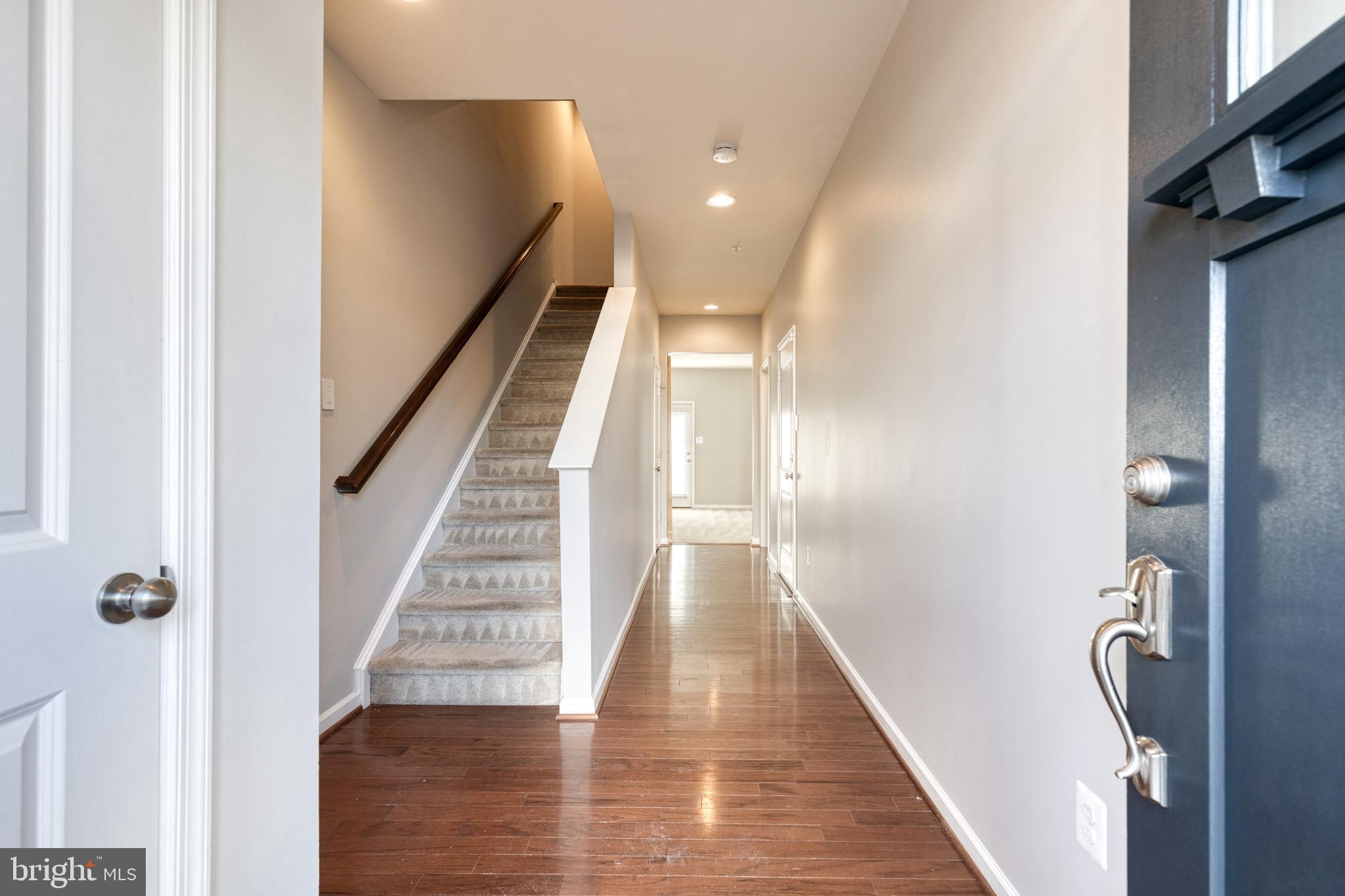 TANYARD COVE NORTH - Residential Lease