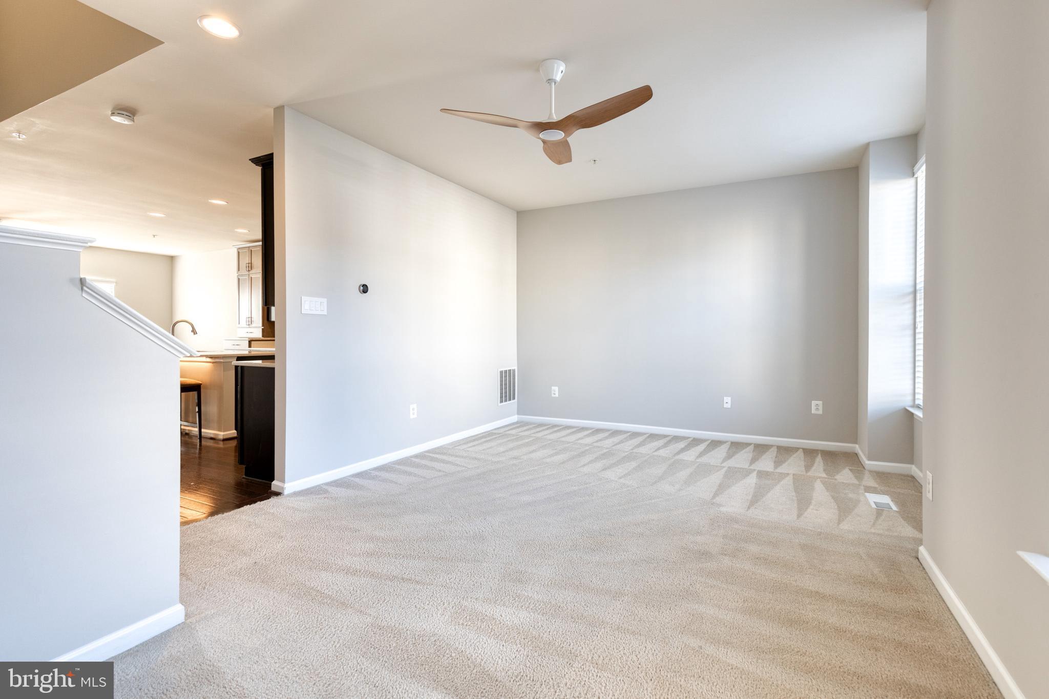 TANYARD COVE NORTH - Residential Lease