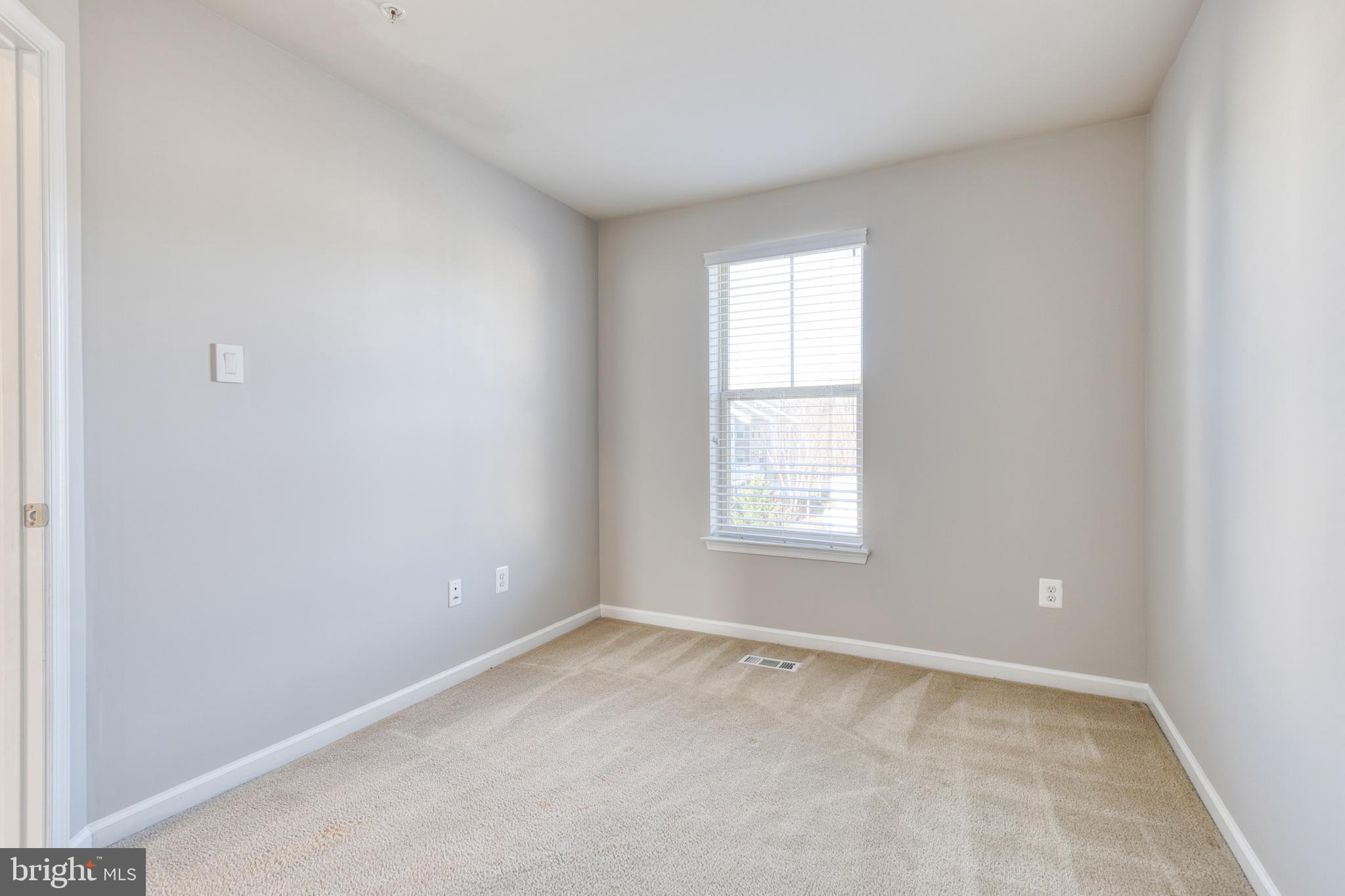 TANYARD COVE NORTH - Residential Lease