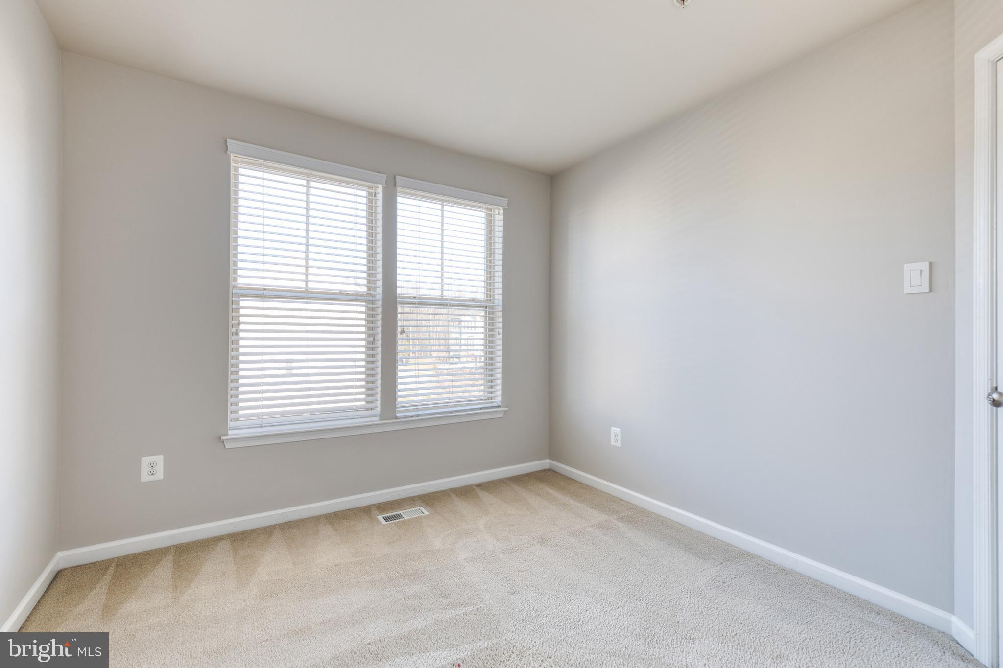 TANYARD COVE NORTH - Residential Lease