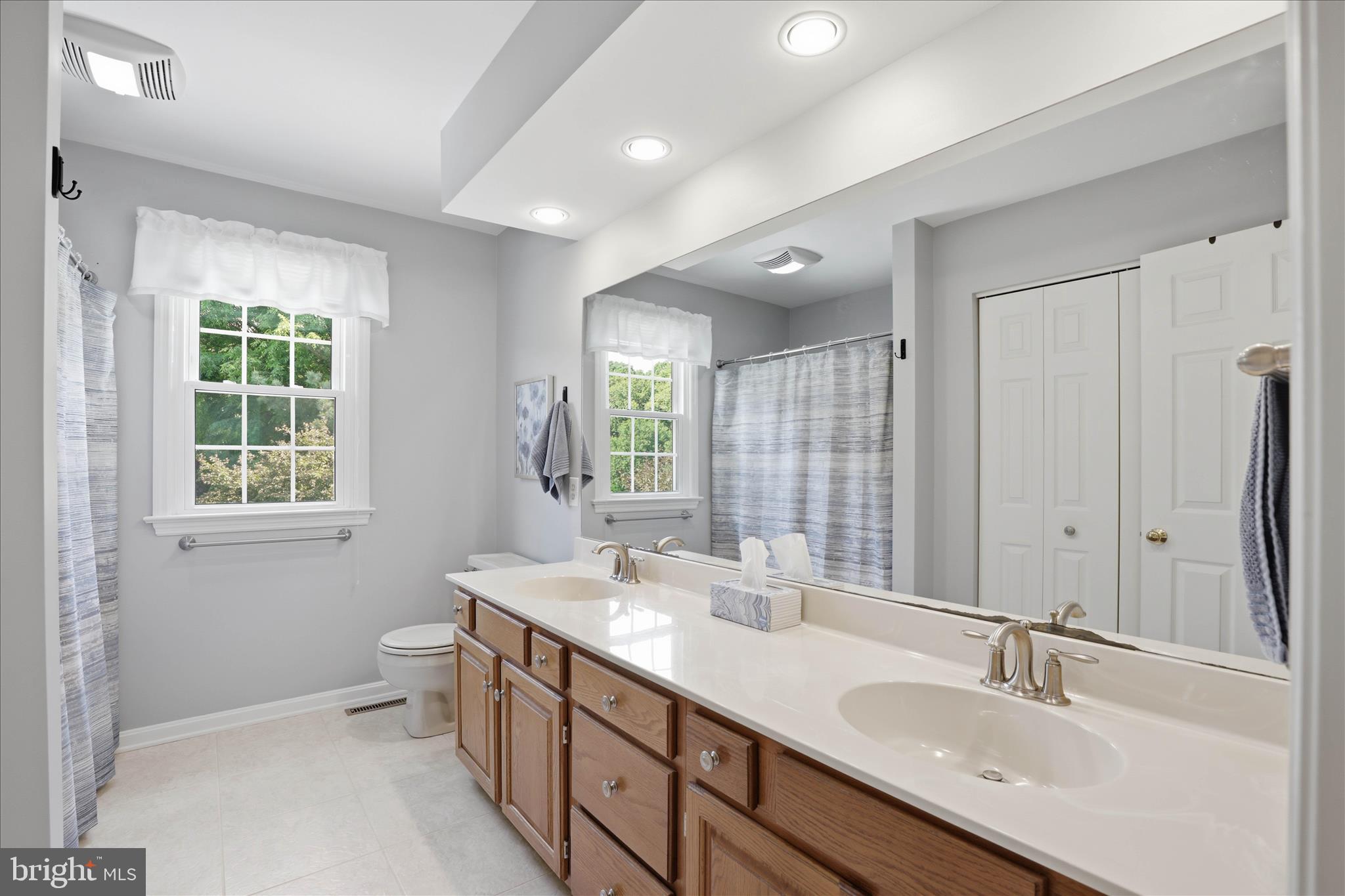 ROTHSVILLE STATION - Residential