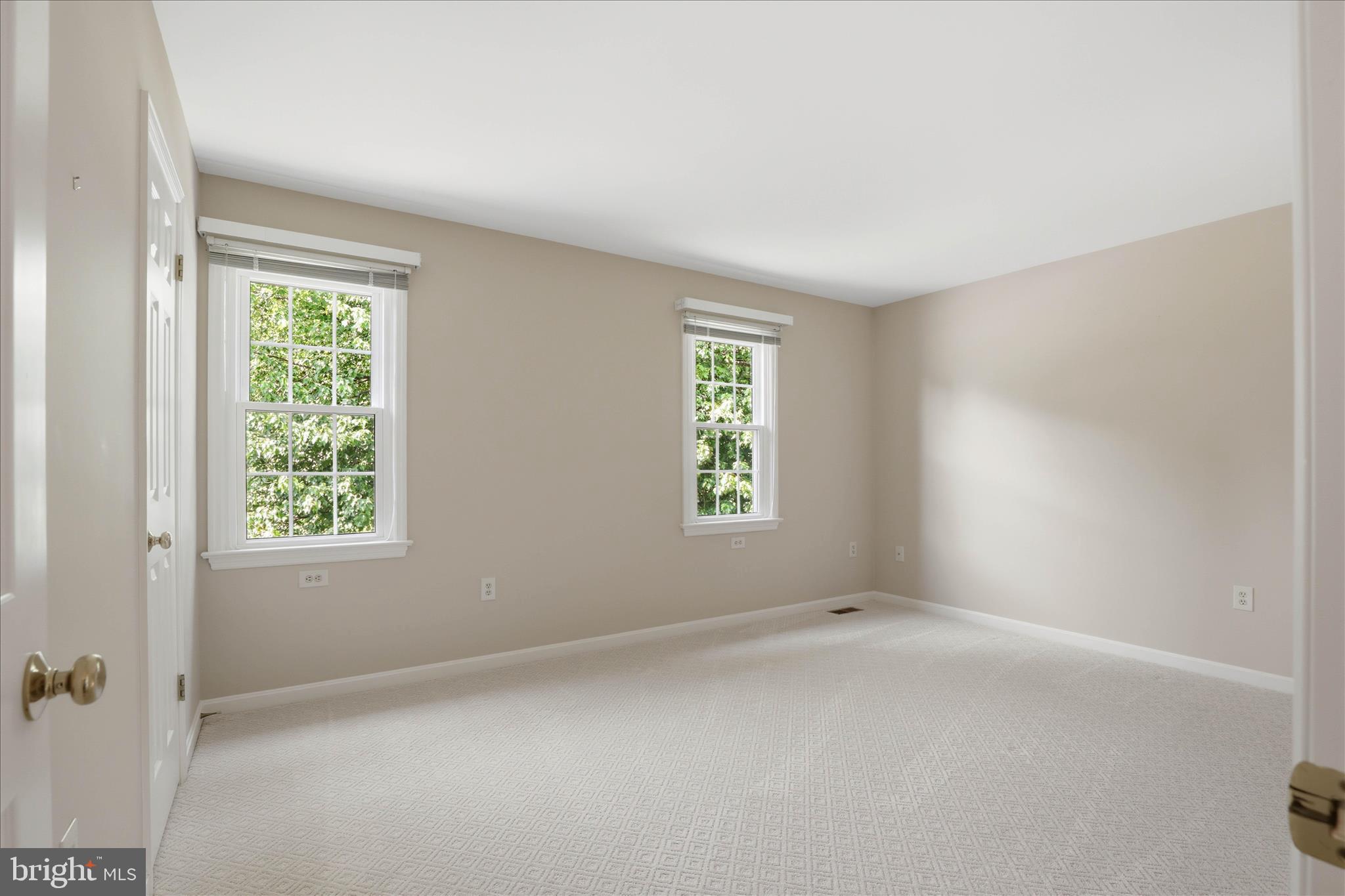 ROTHSVILLE STATION - Residential