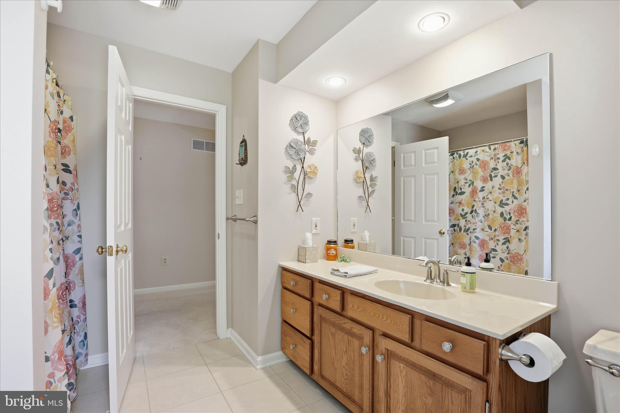 ROTHSVILLE STATION - Residential