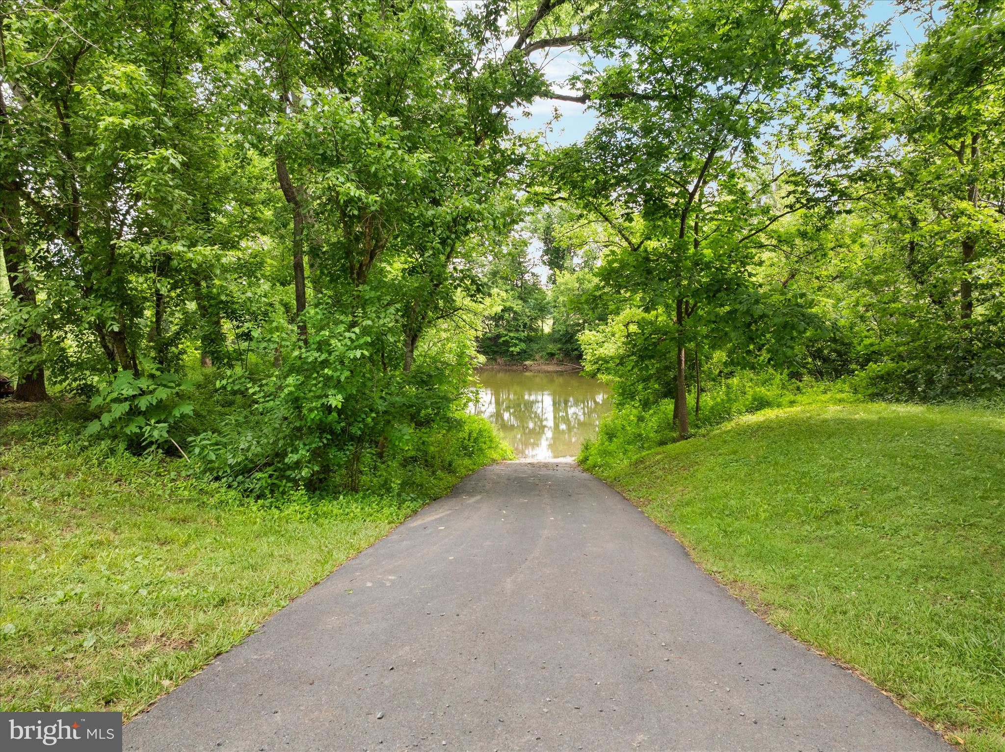 SHEN RIVER LAKES - Residential