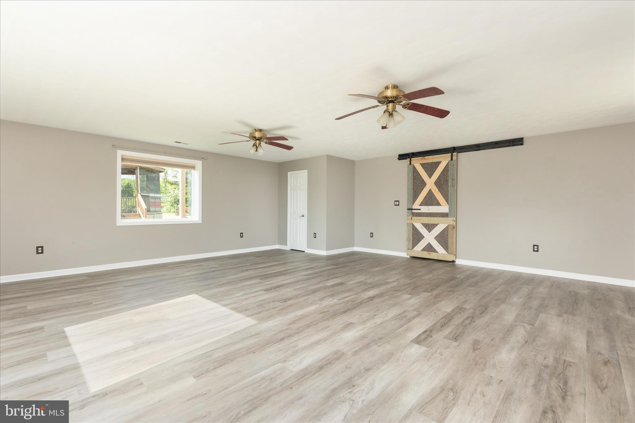 SHEN RIVER LAKES - Residential