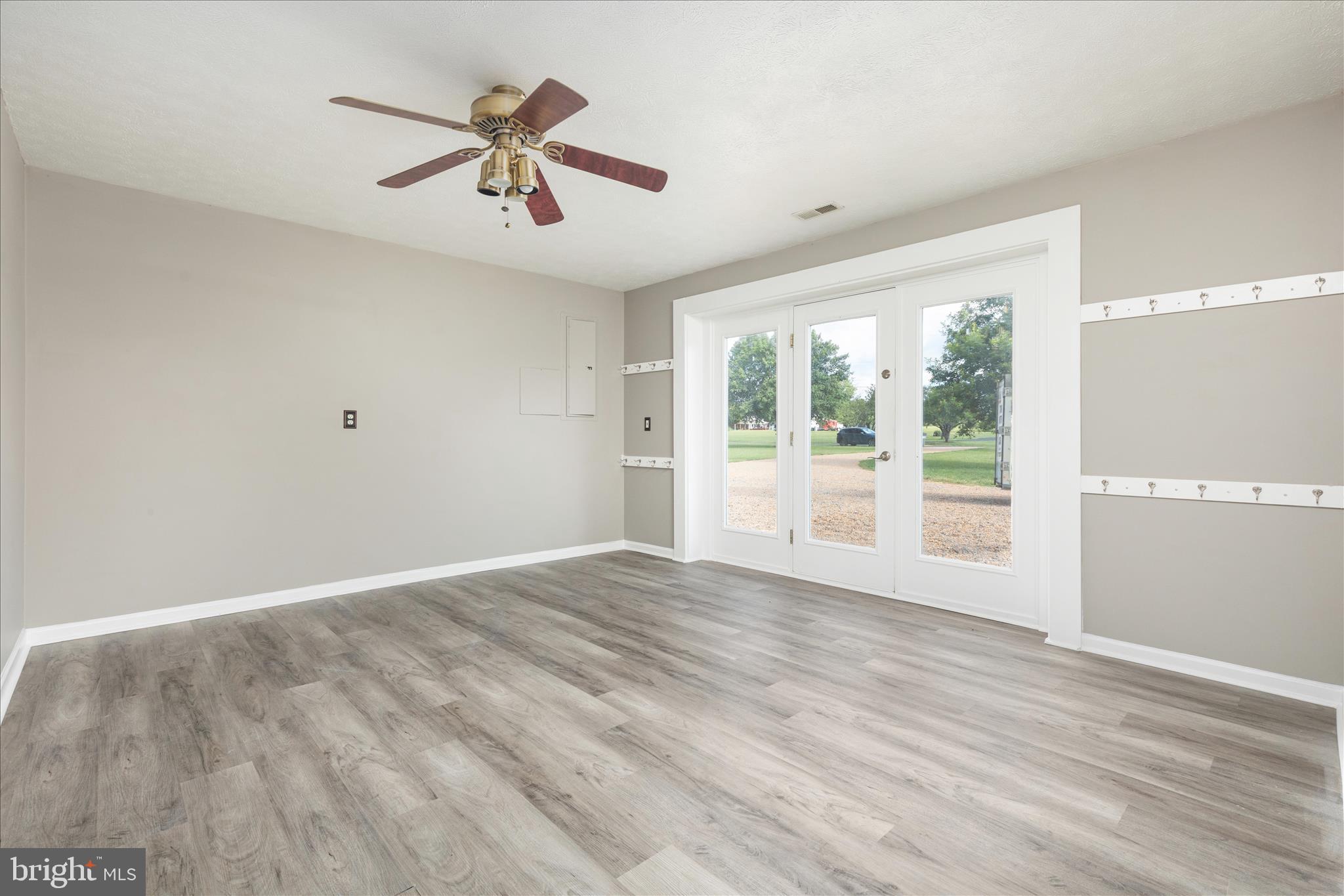 SHEN RIVER LAKES - Residential