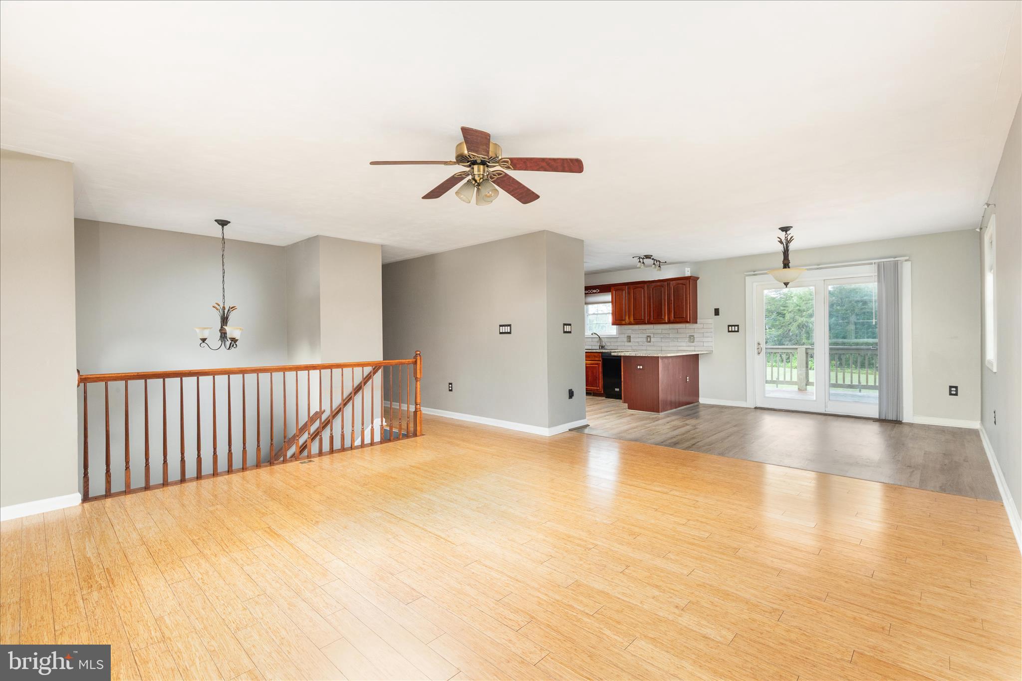 SHEN RIVER LAKES - Residential