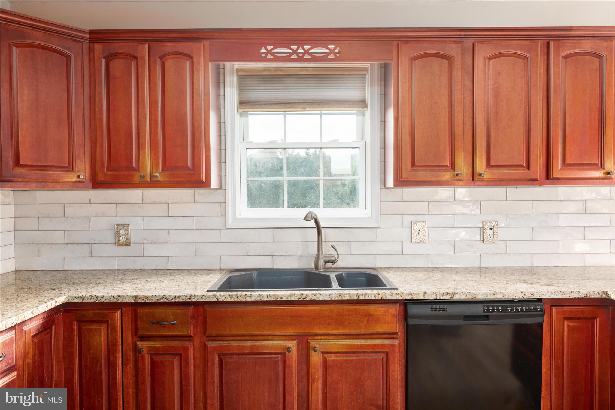 SHEN RIVER LAKES - Residential