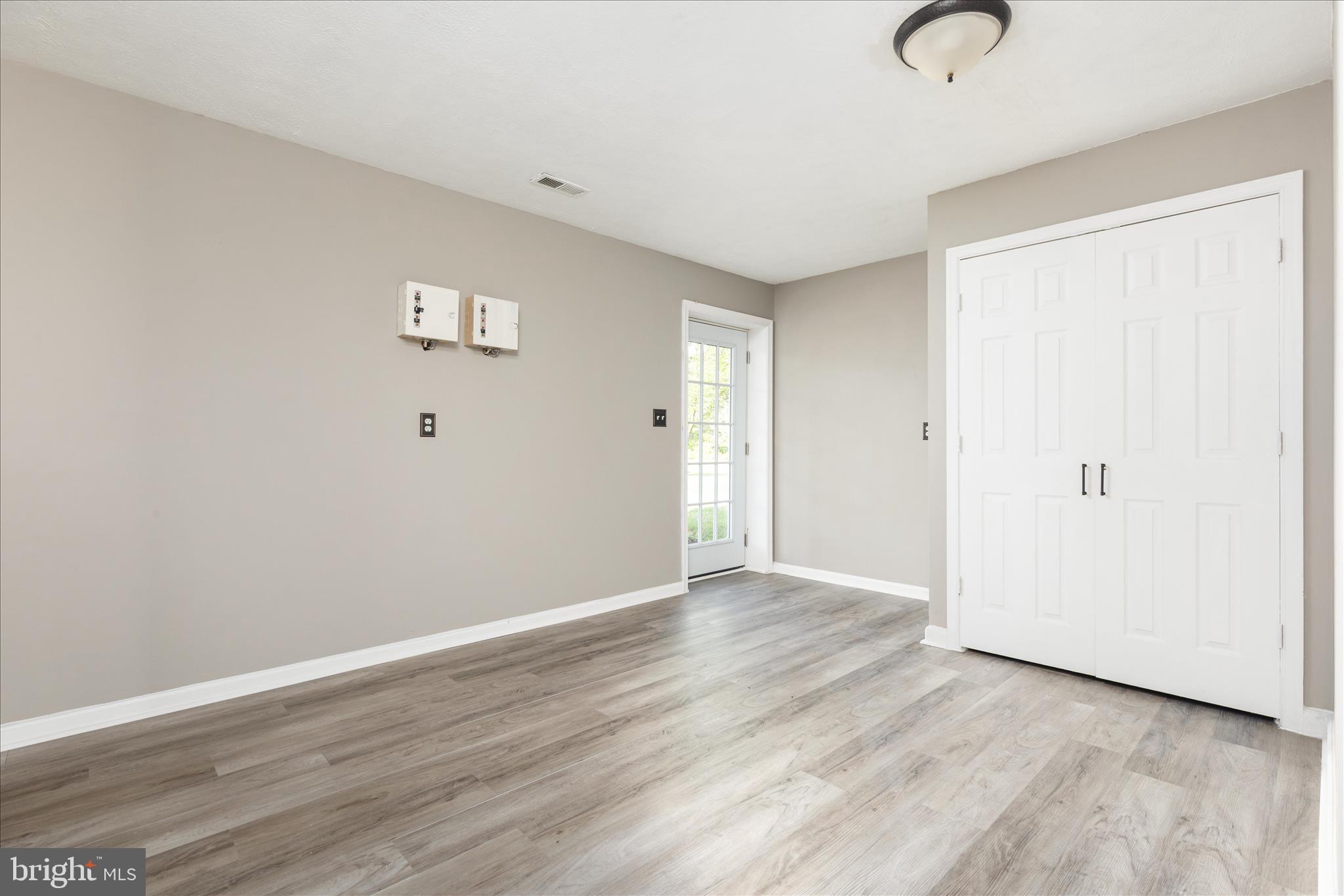 SHEN RIVER LAKES - Residential