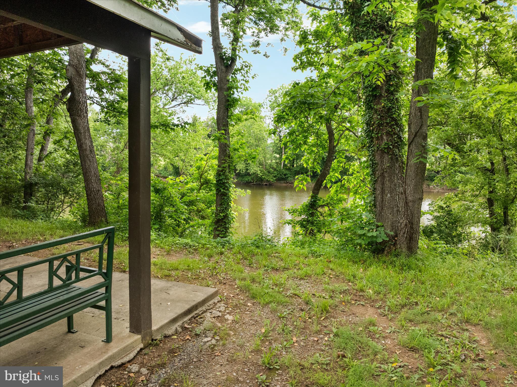 SHEN RIVER LAKES - Residential