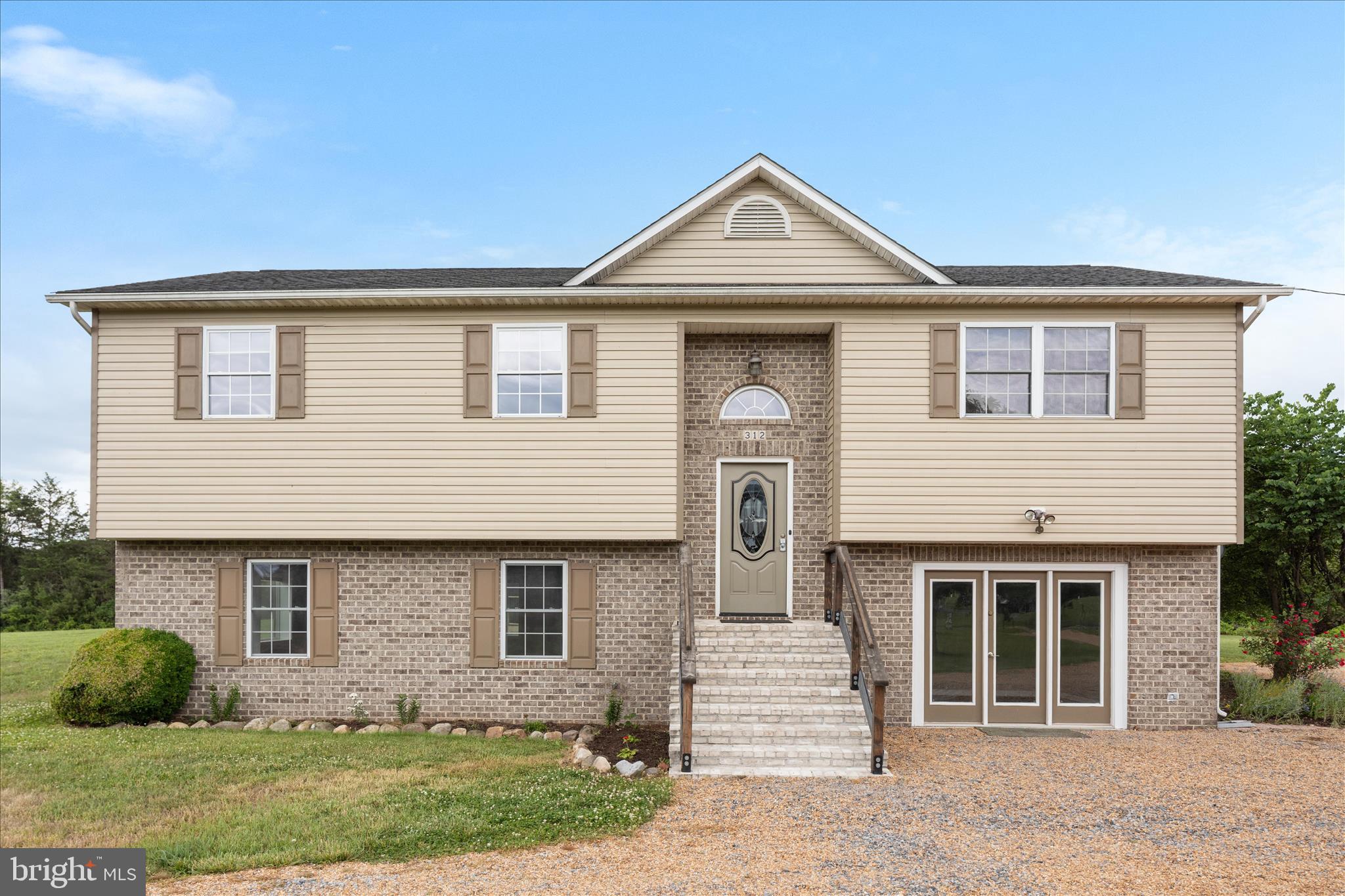 SHEN RIVER LAKES - Residential