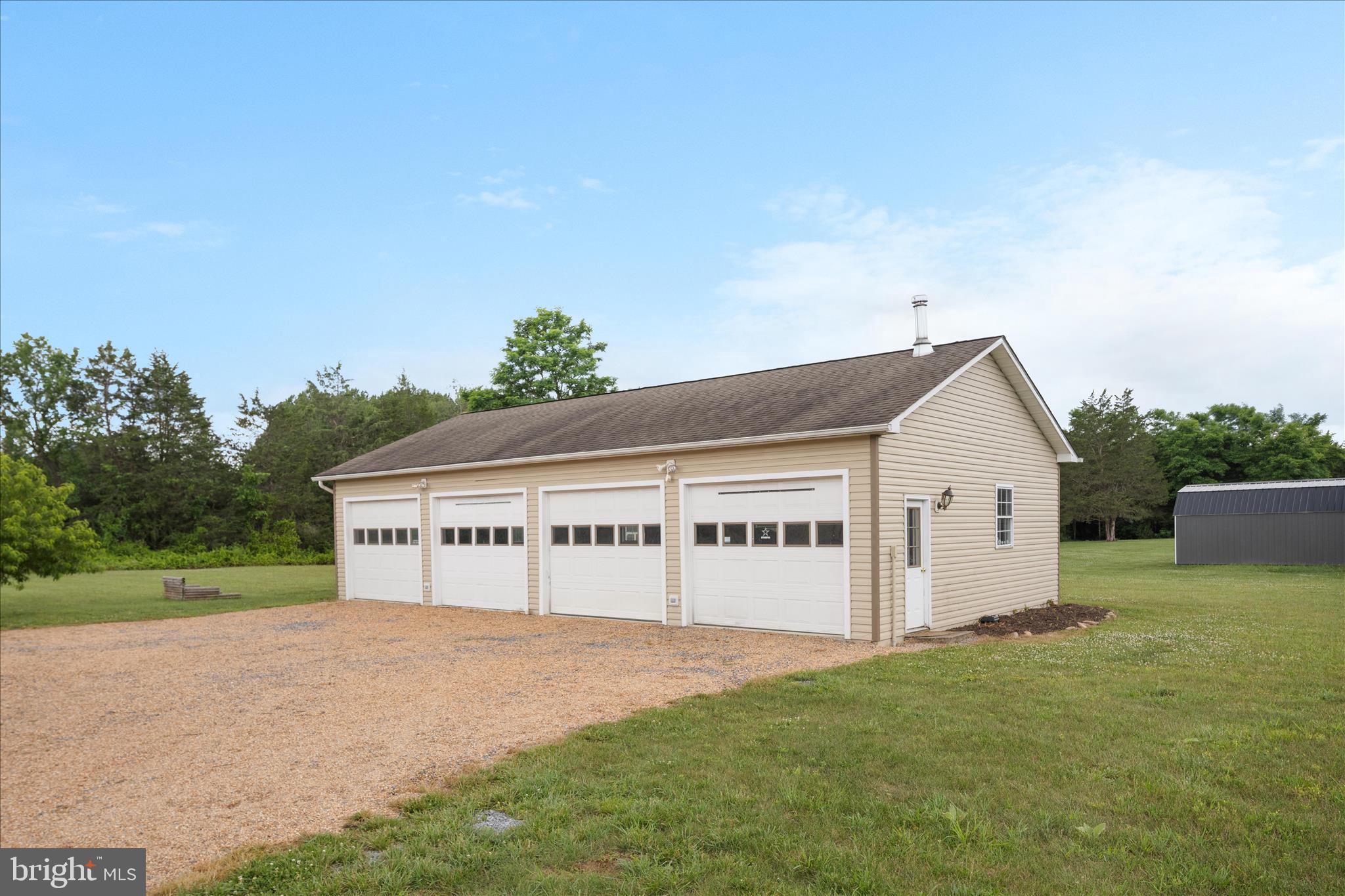 SHEN RIVER LAKES - Residential