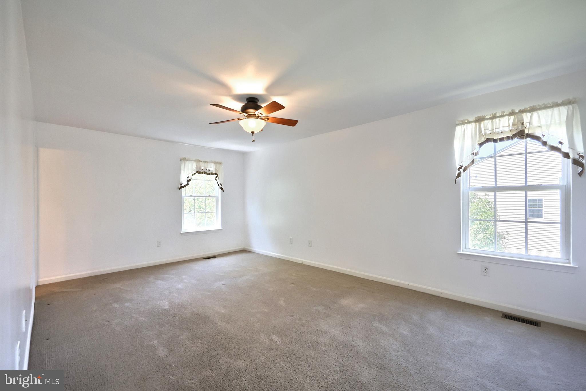 SPRING GROVE - Residential