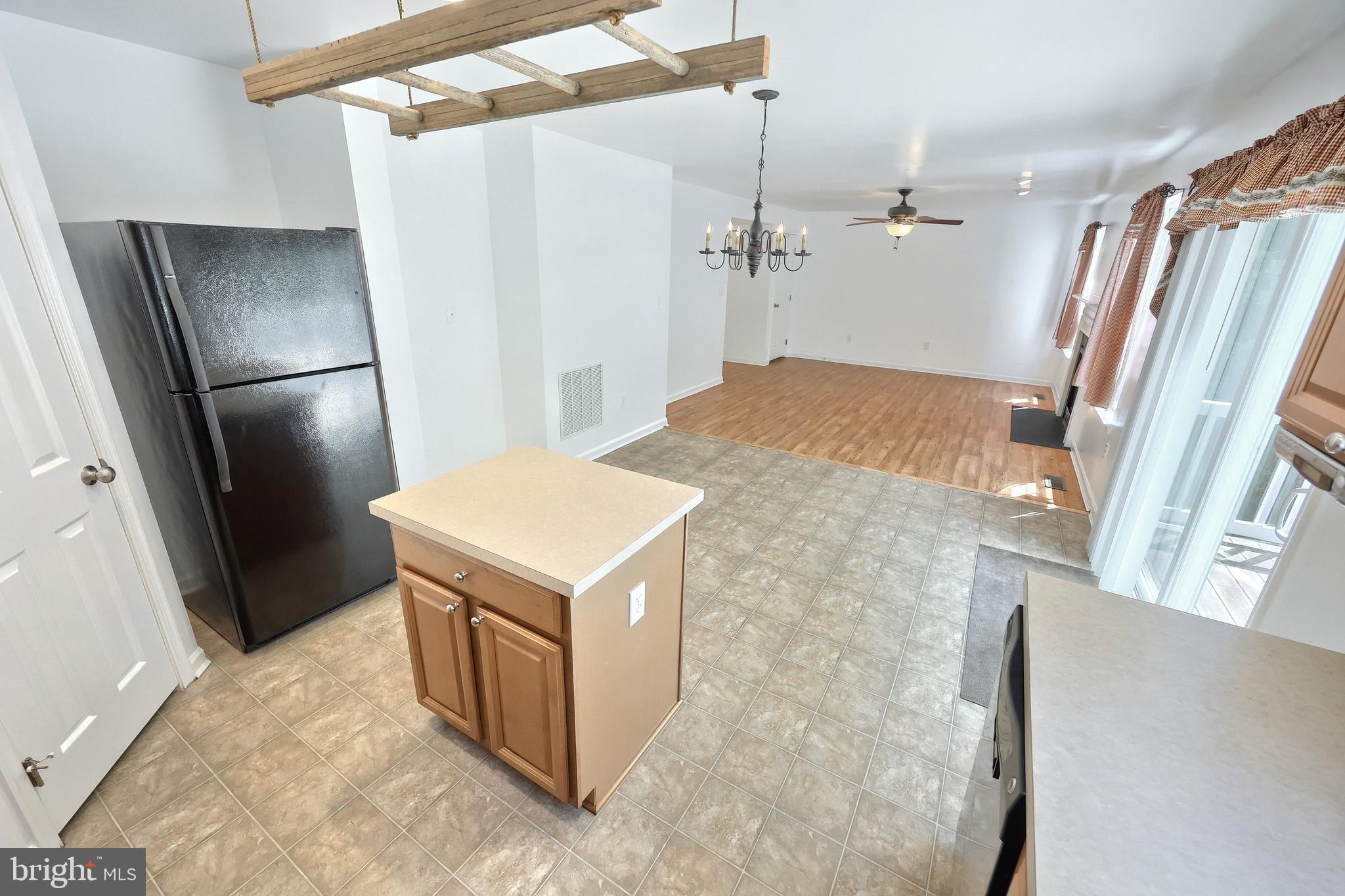 SPRING GROVE - Residential