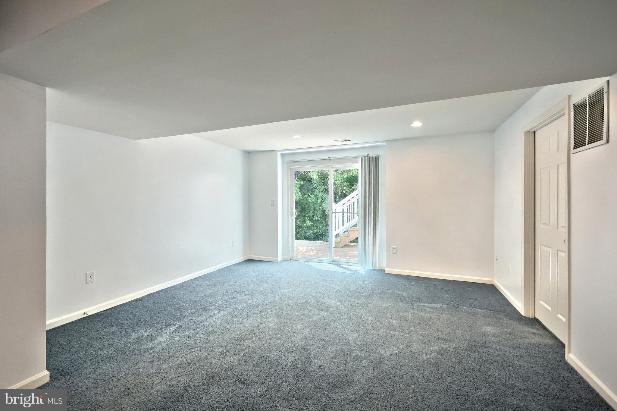 SPRING GROVE - Residential