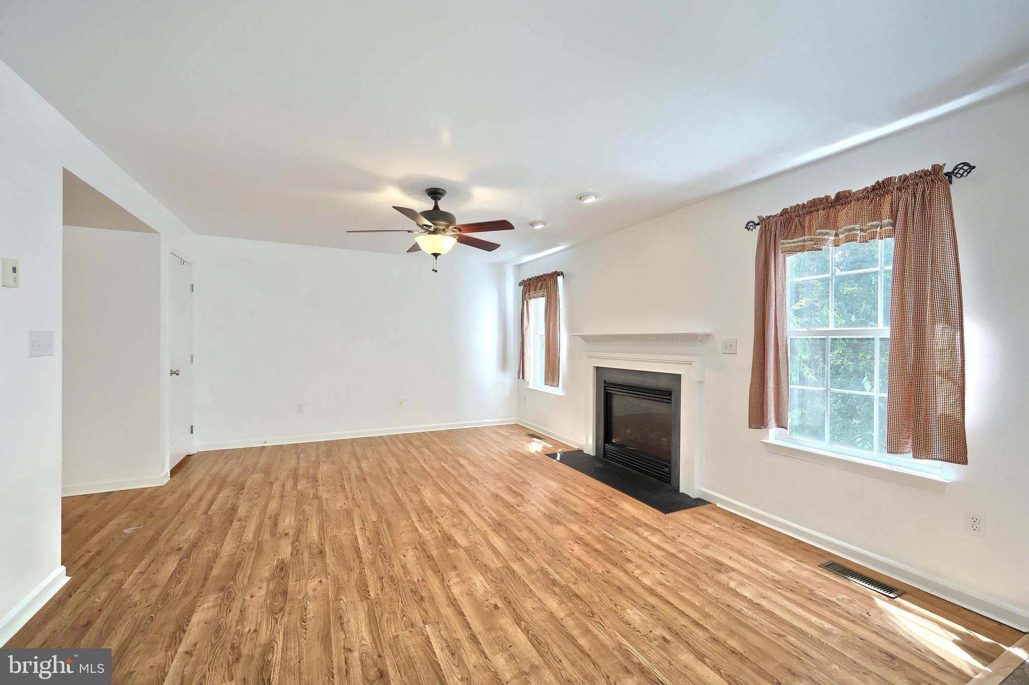 SPRING GROVE - Residential