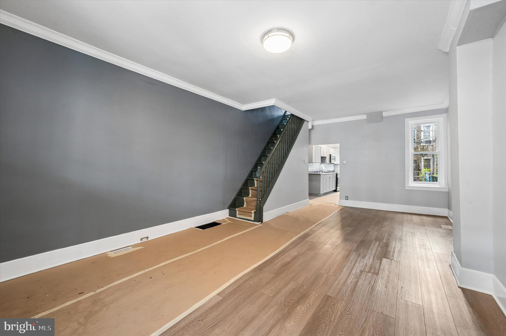 KENSINGTON - Residential