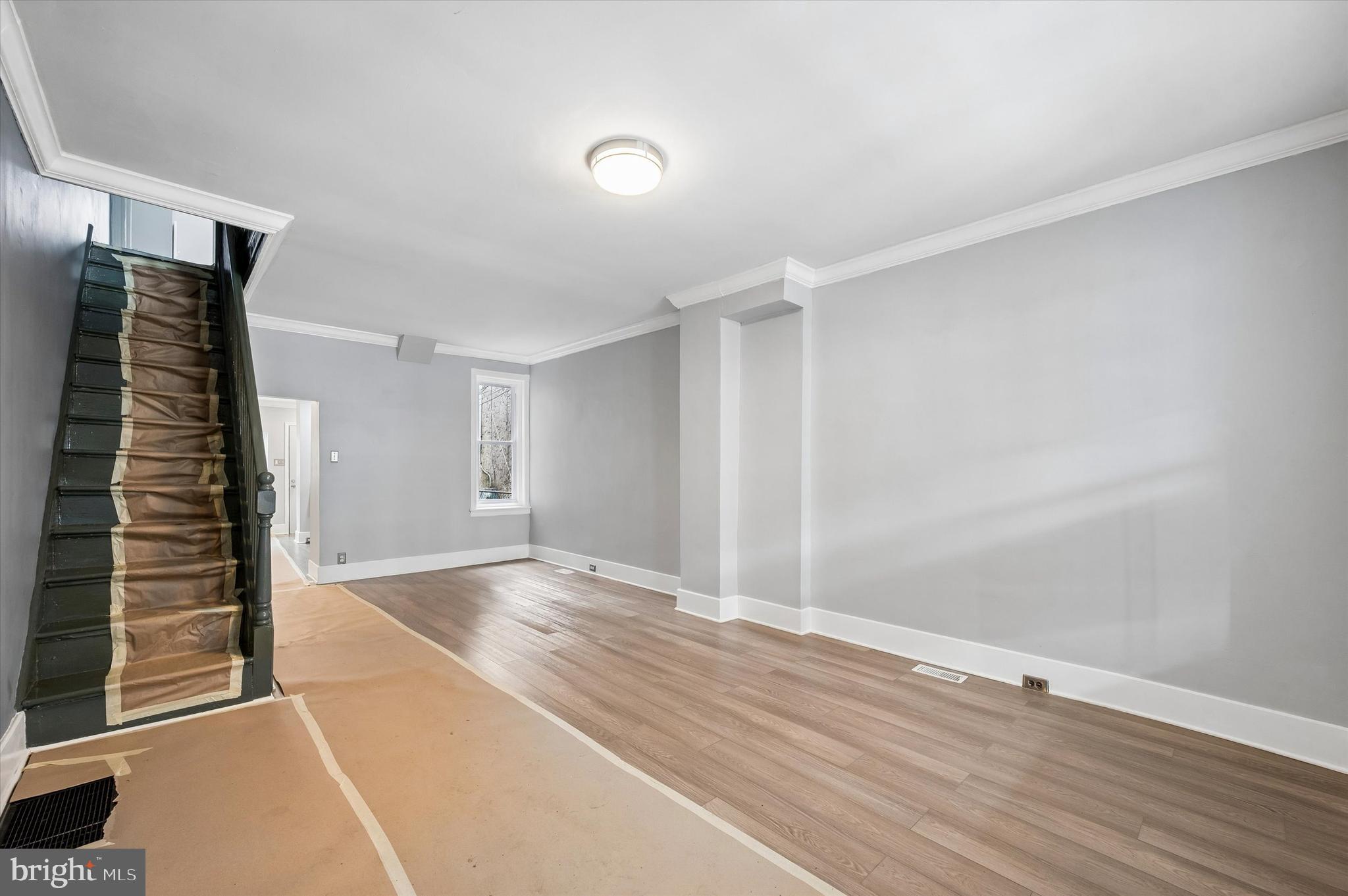 KENSINGTON - Residential