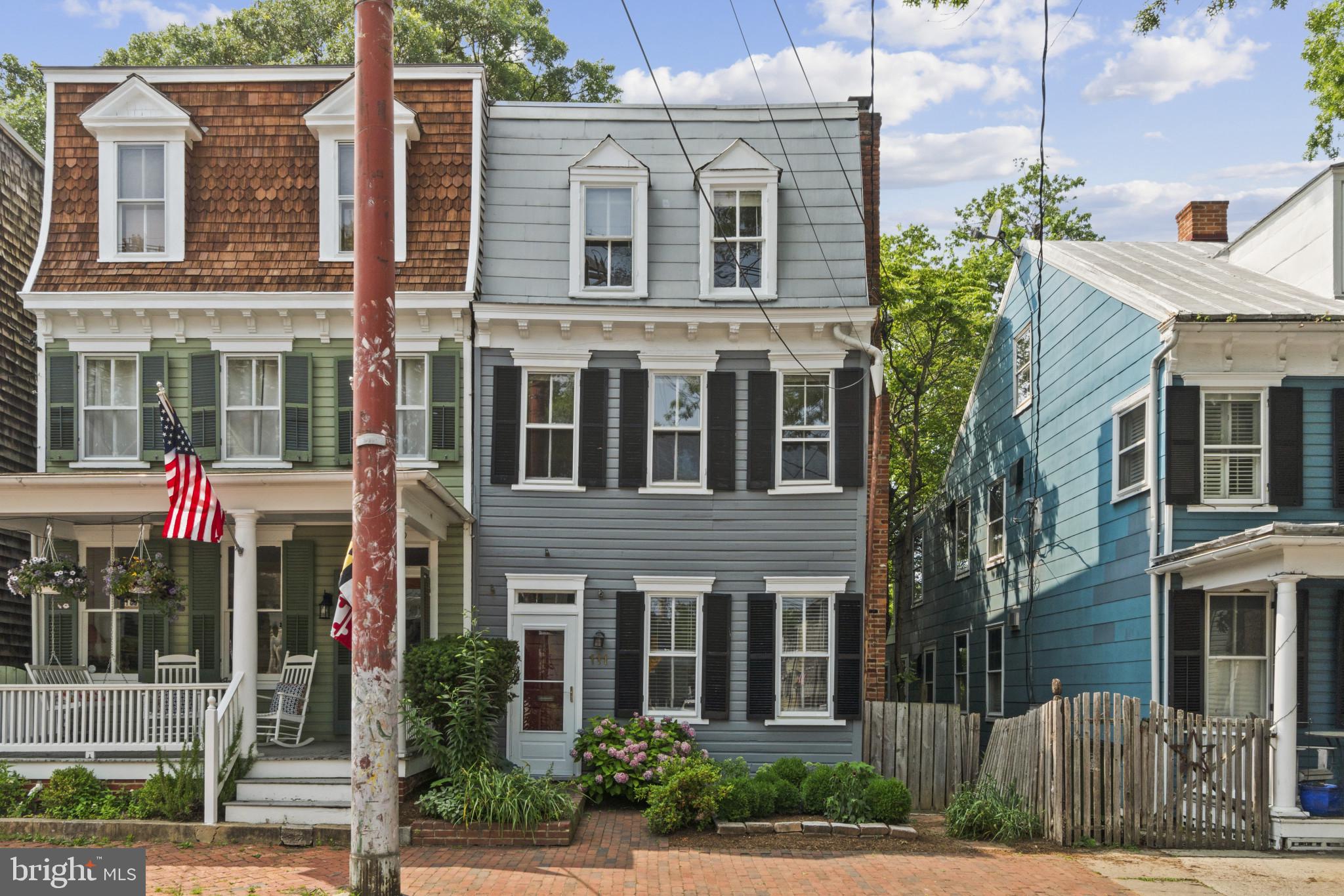 HISTORIC DISTRICT - Residential
