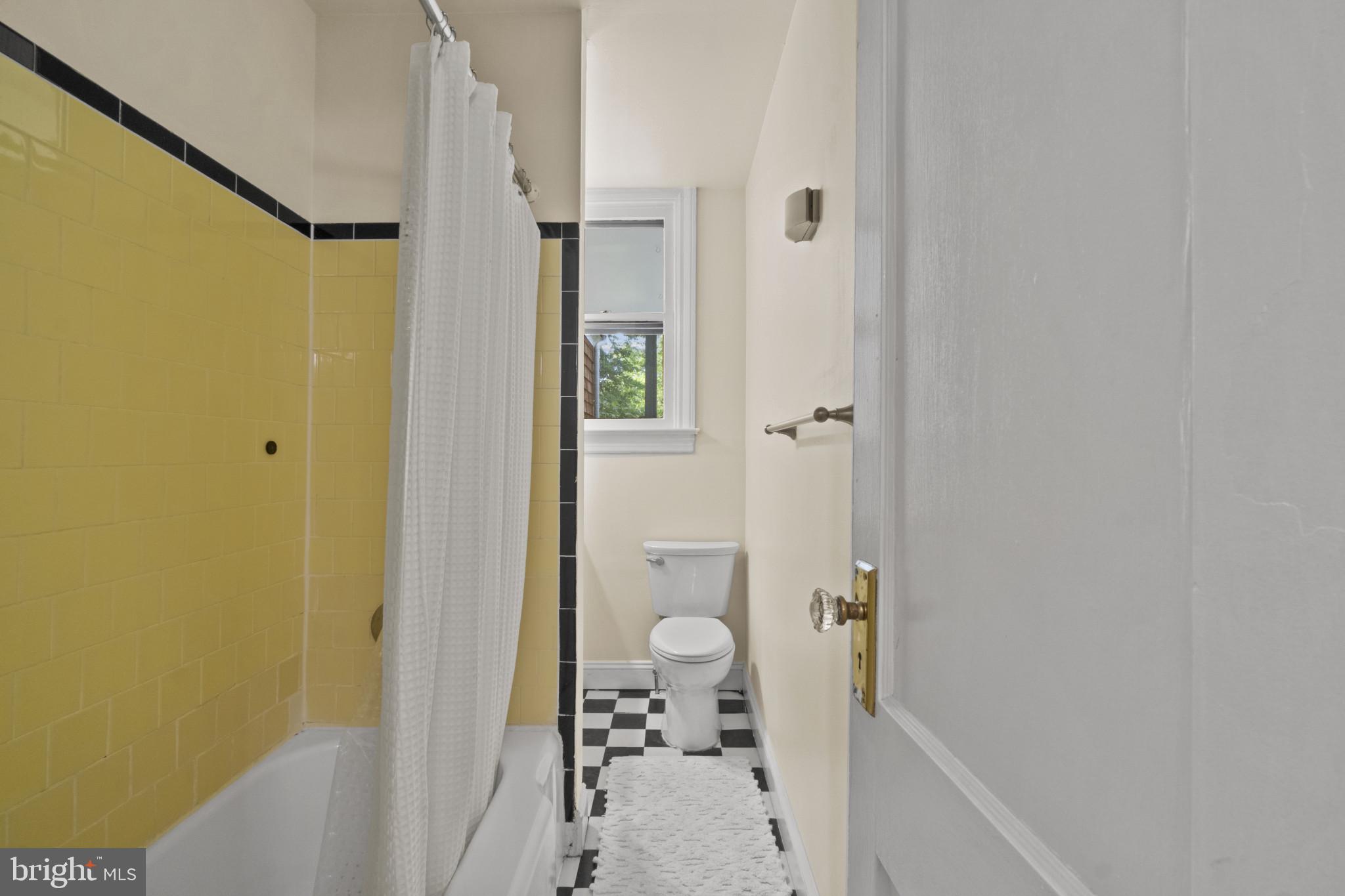 HISTORIC DISTRICT - Residential