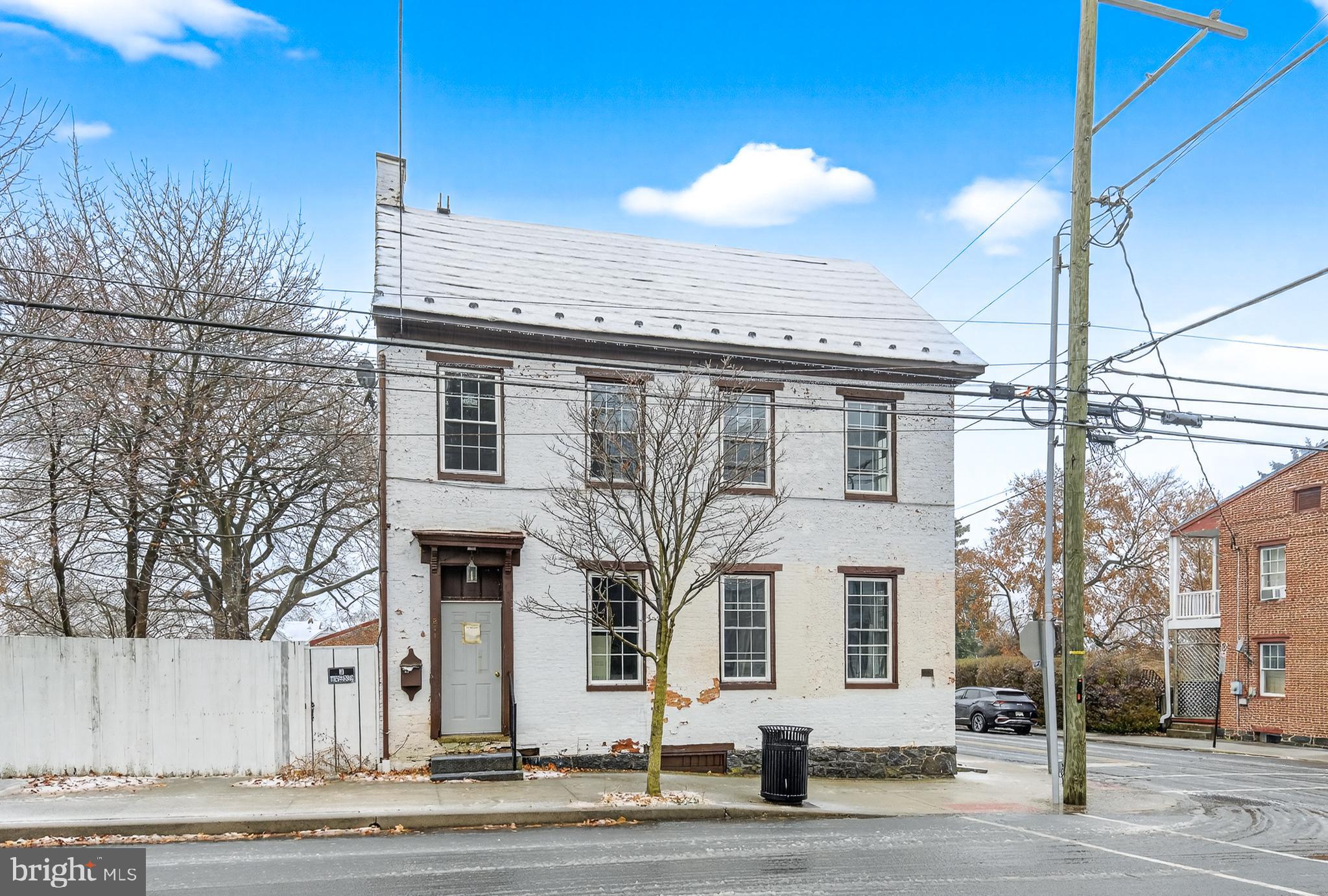 CBD- CENTRAL BUSINESS DIS - Commercial Sale