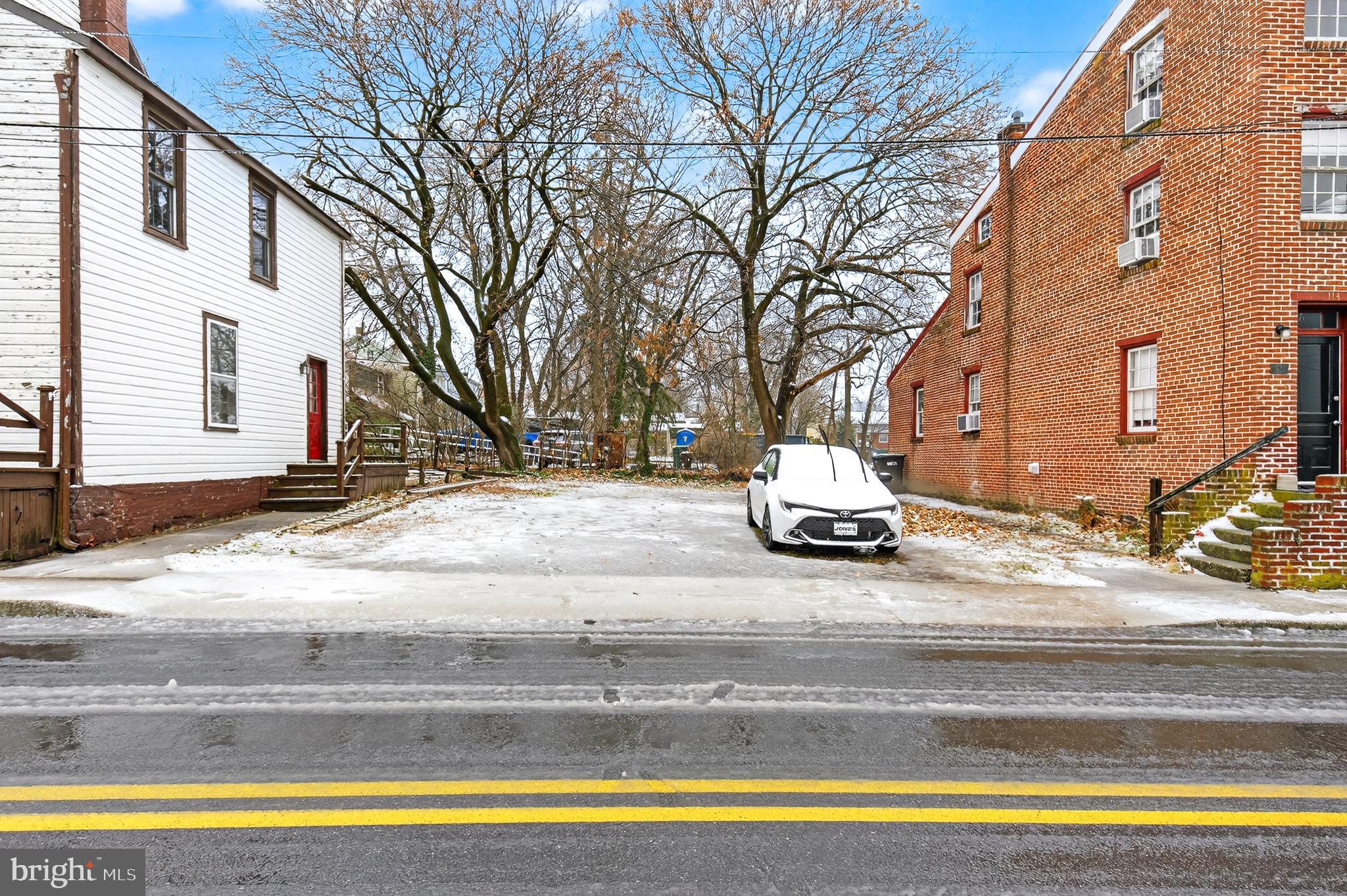 CBD- CENTRAL BUSINESS DIS - Commercial Sale